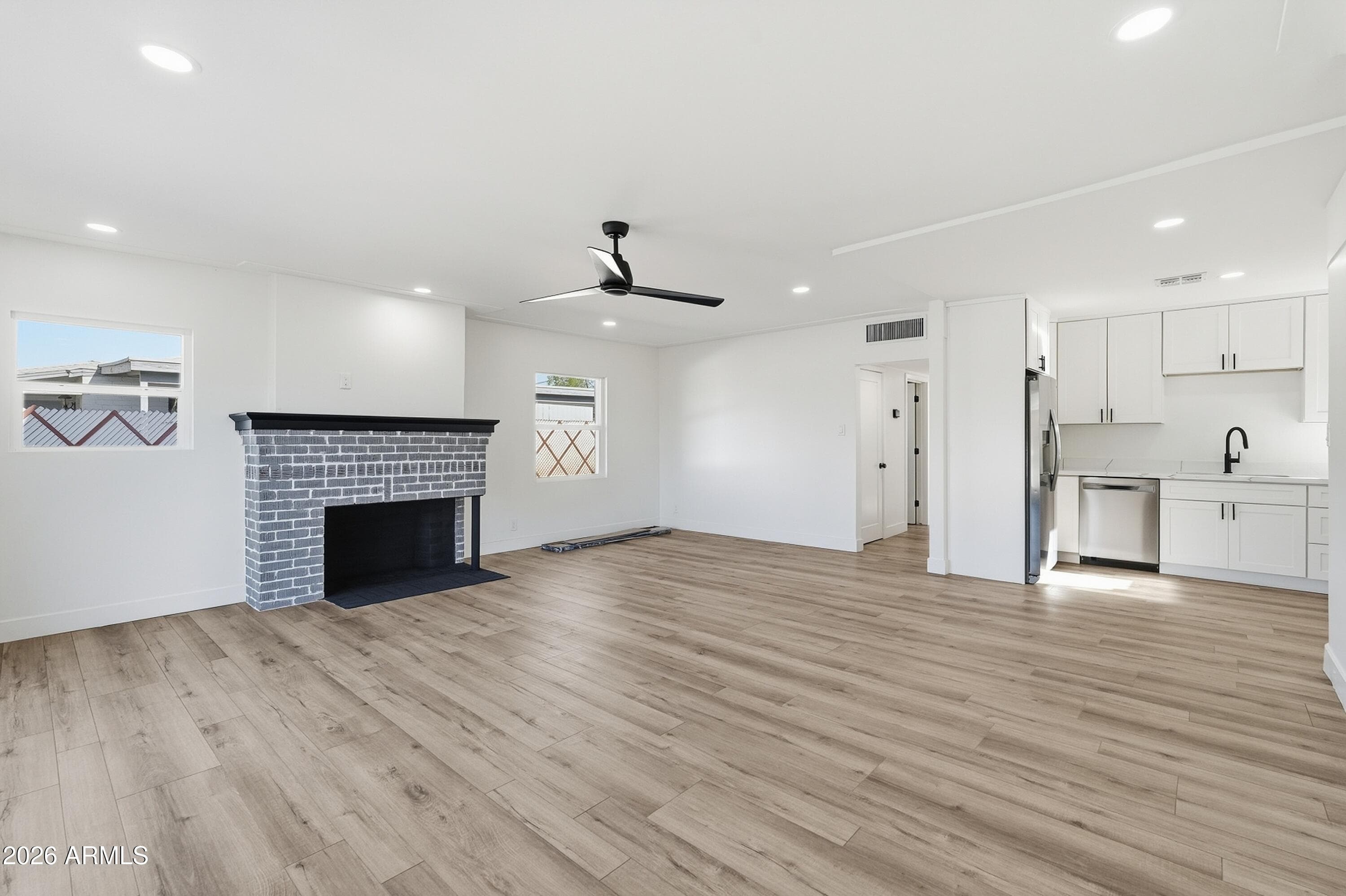1829 W Campbell Avenue — photo 7
