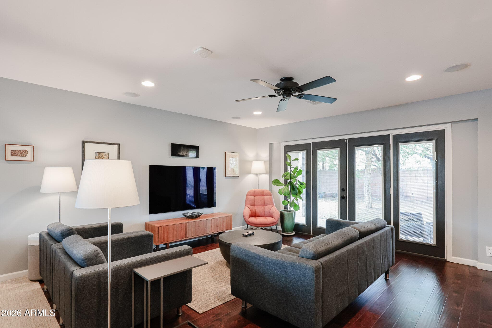 410 W Flower Street — photo 5