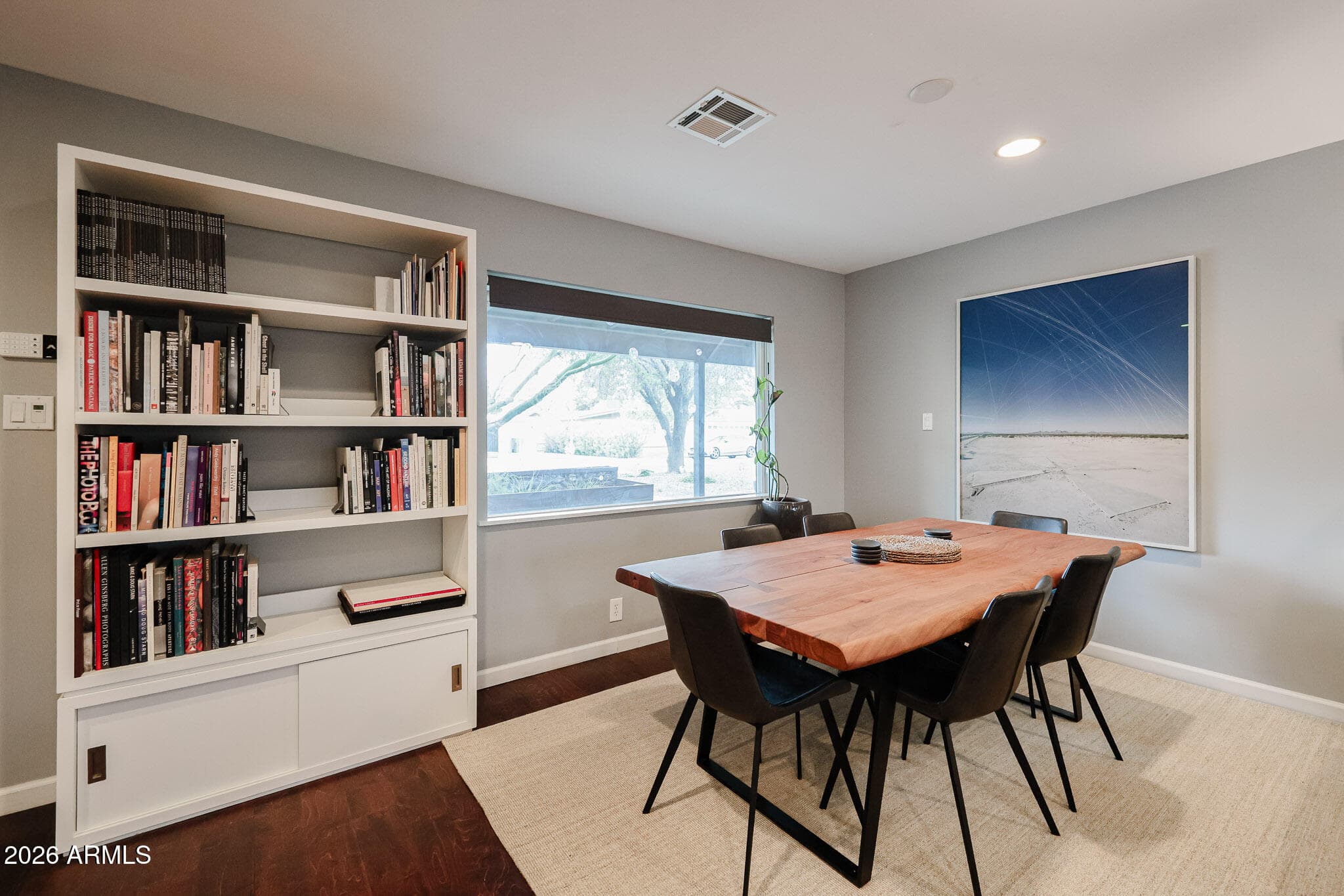 410 W Flower Street — photo 3