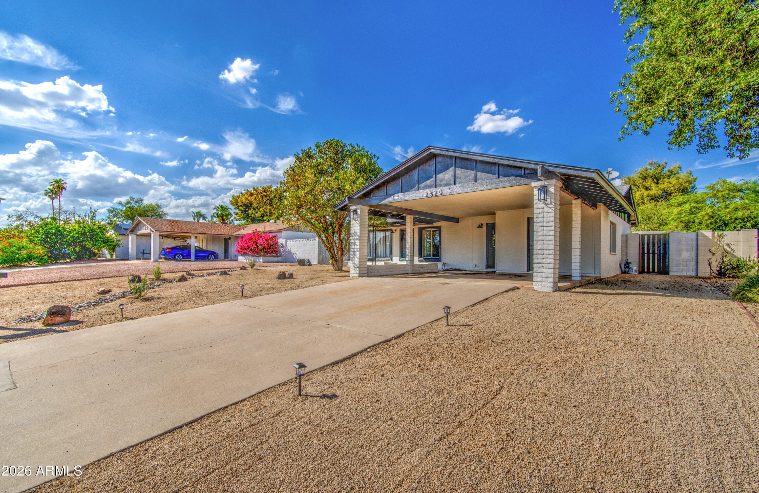 2520 E Dahlia Drive — photo 6
