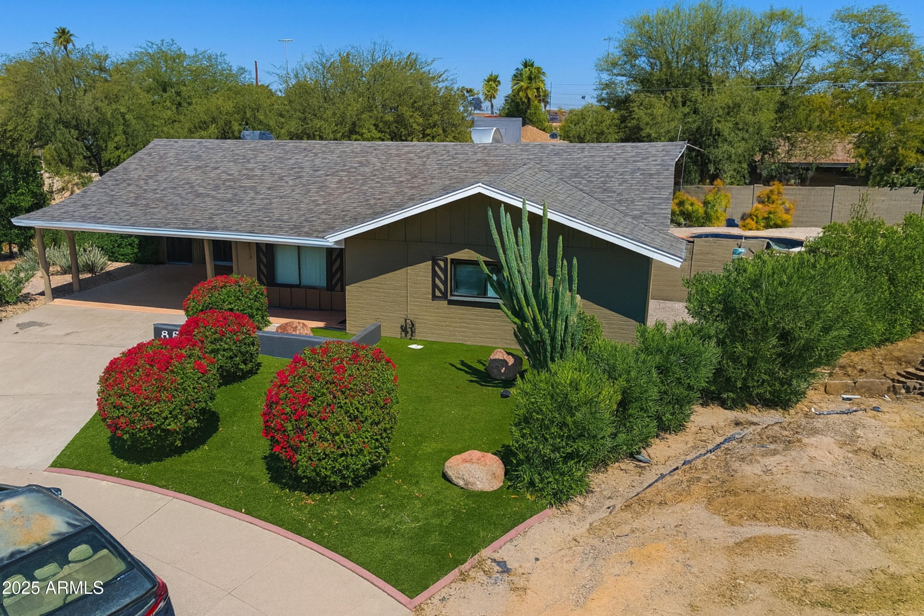 8526 E Whitton Avenue — photo 4