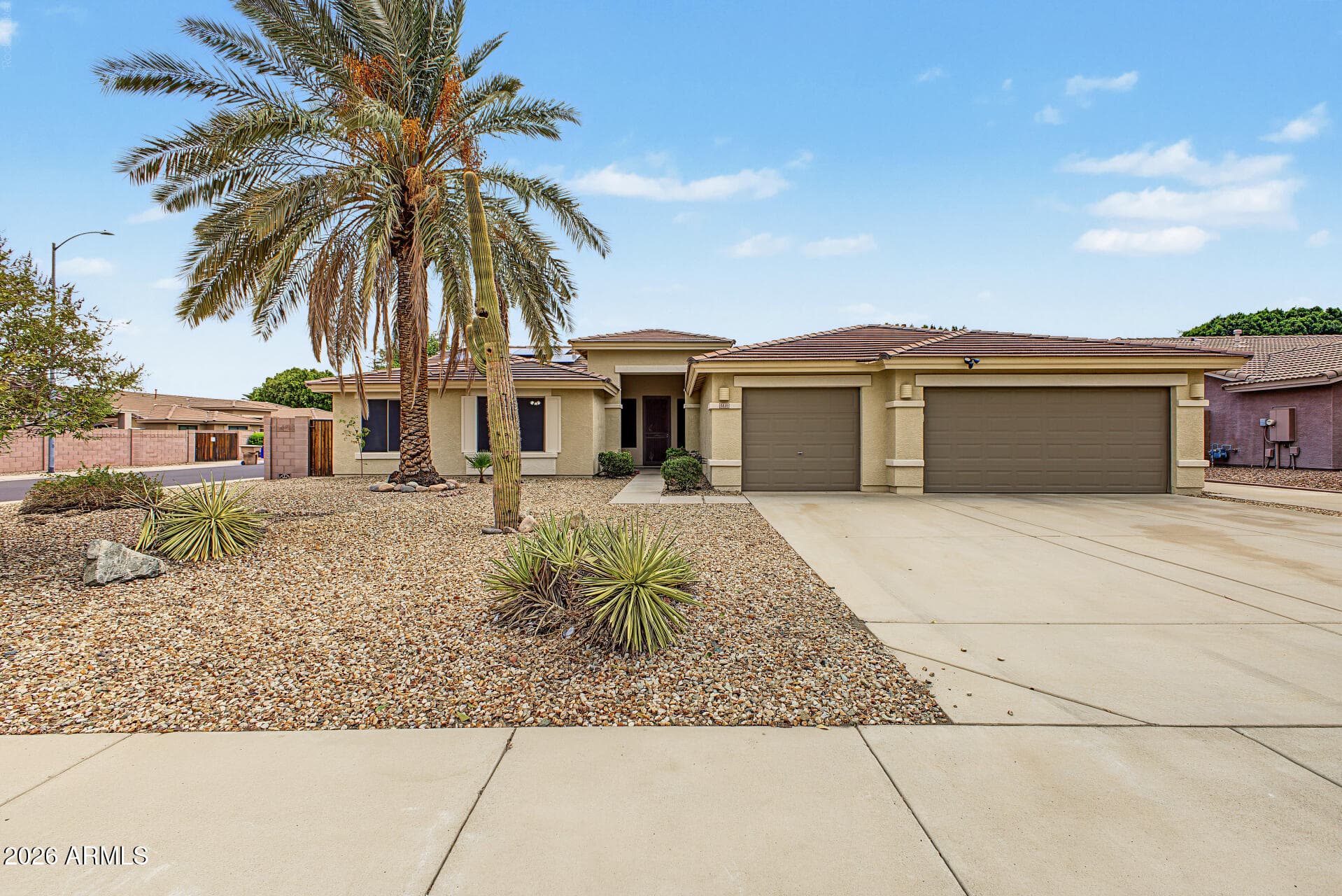 8838 W Potter Drive — photo 5