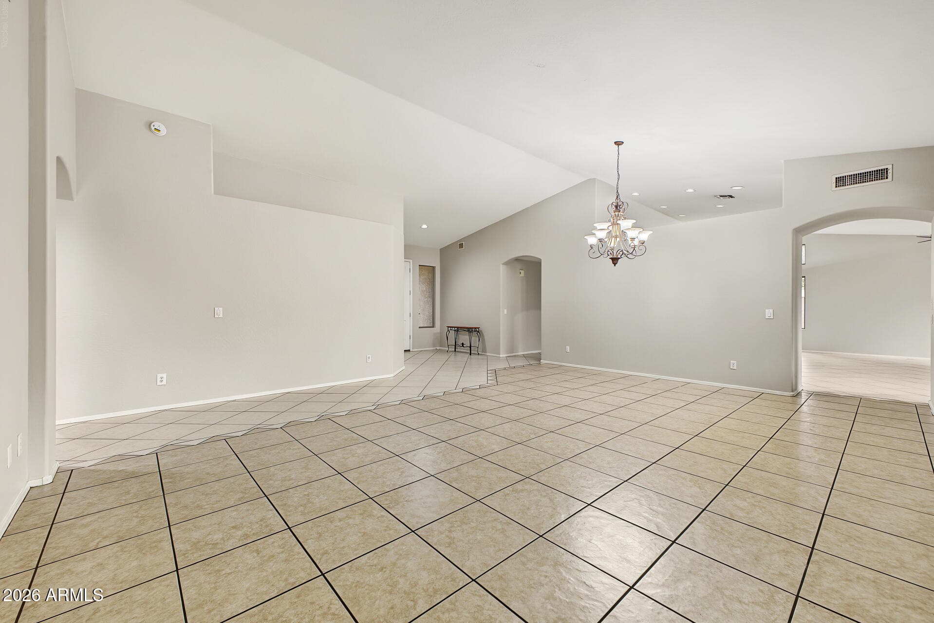 8838 W Potter Drive — photo 8