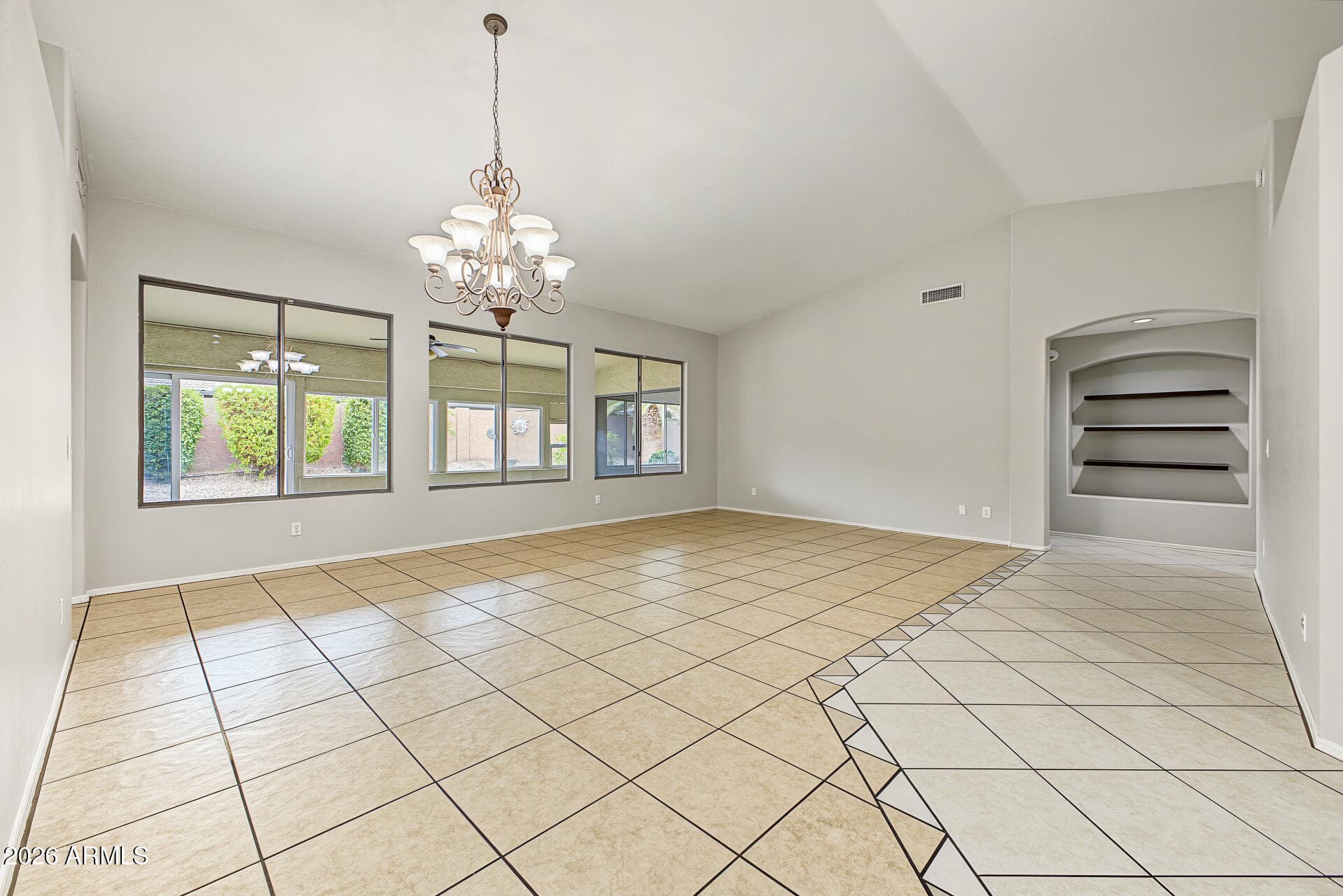 8838 W Potter Drive — photo 3