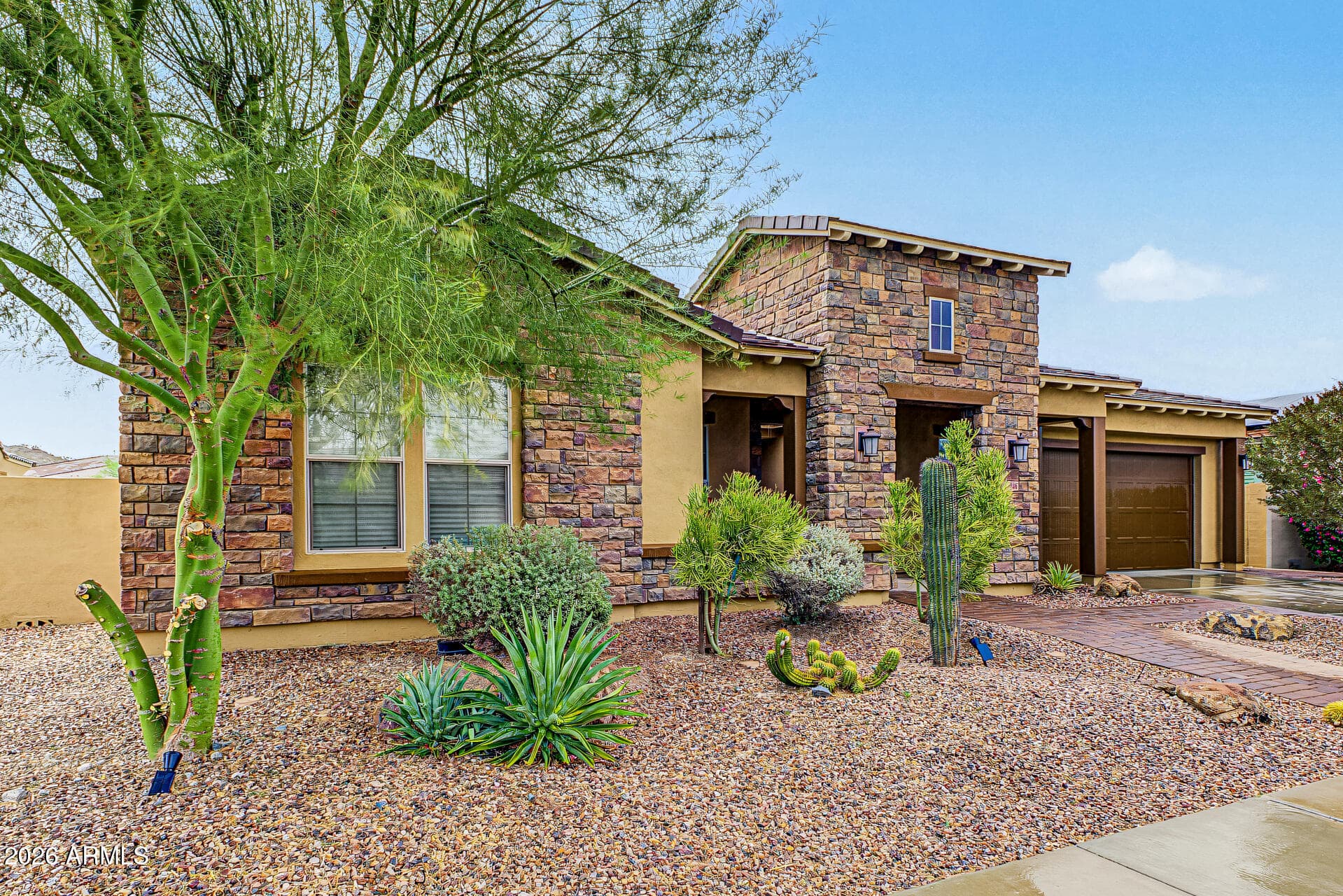 18106 W Acacia Drive — photo 3