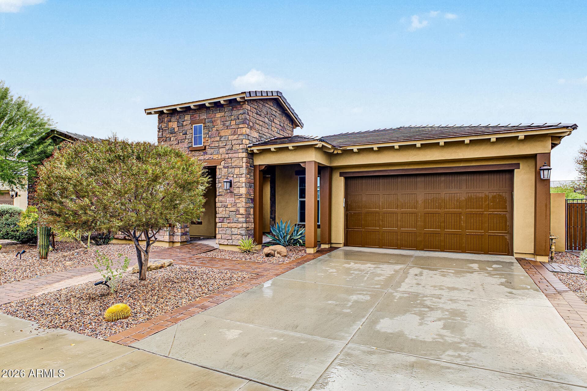 18106 W Acacia Drive — photo 4
