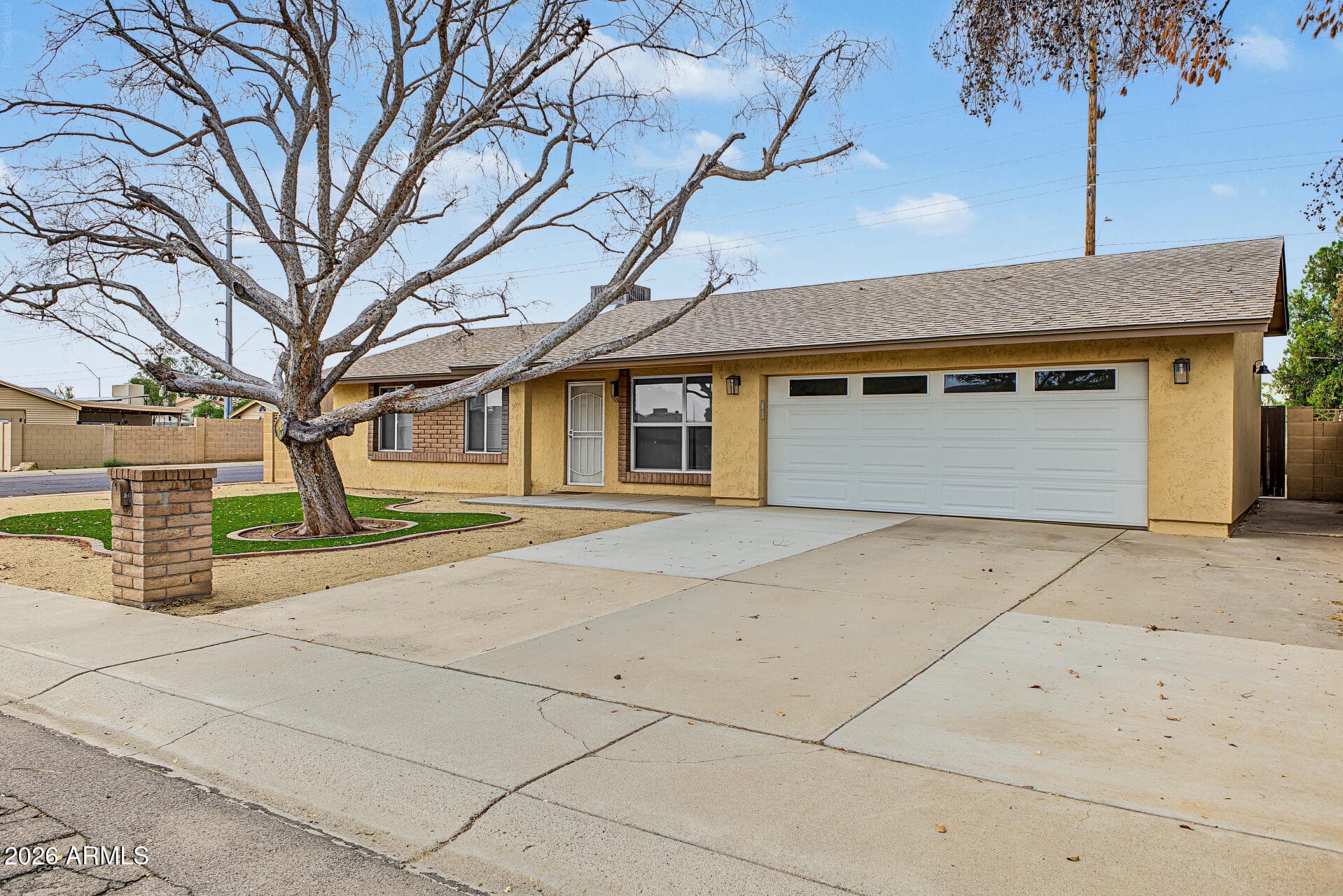 1636 W Villa Theresa Drive, Phoenix, Arizona
