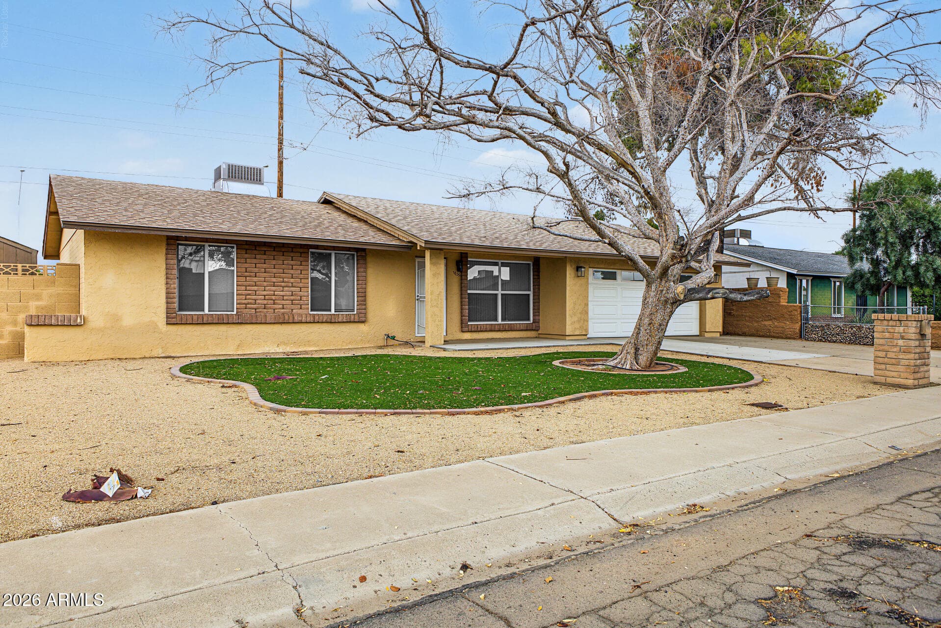 1636 W Villa Theresa Drive — photo 4