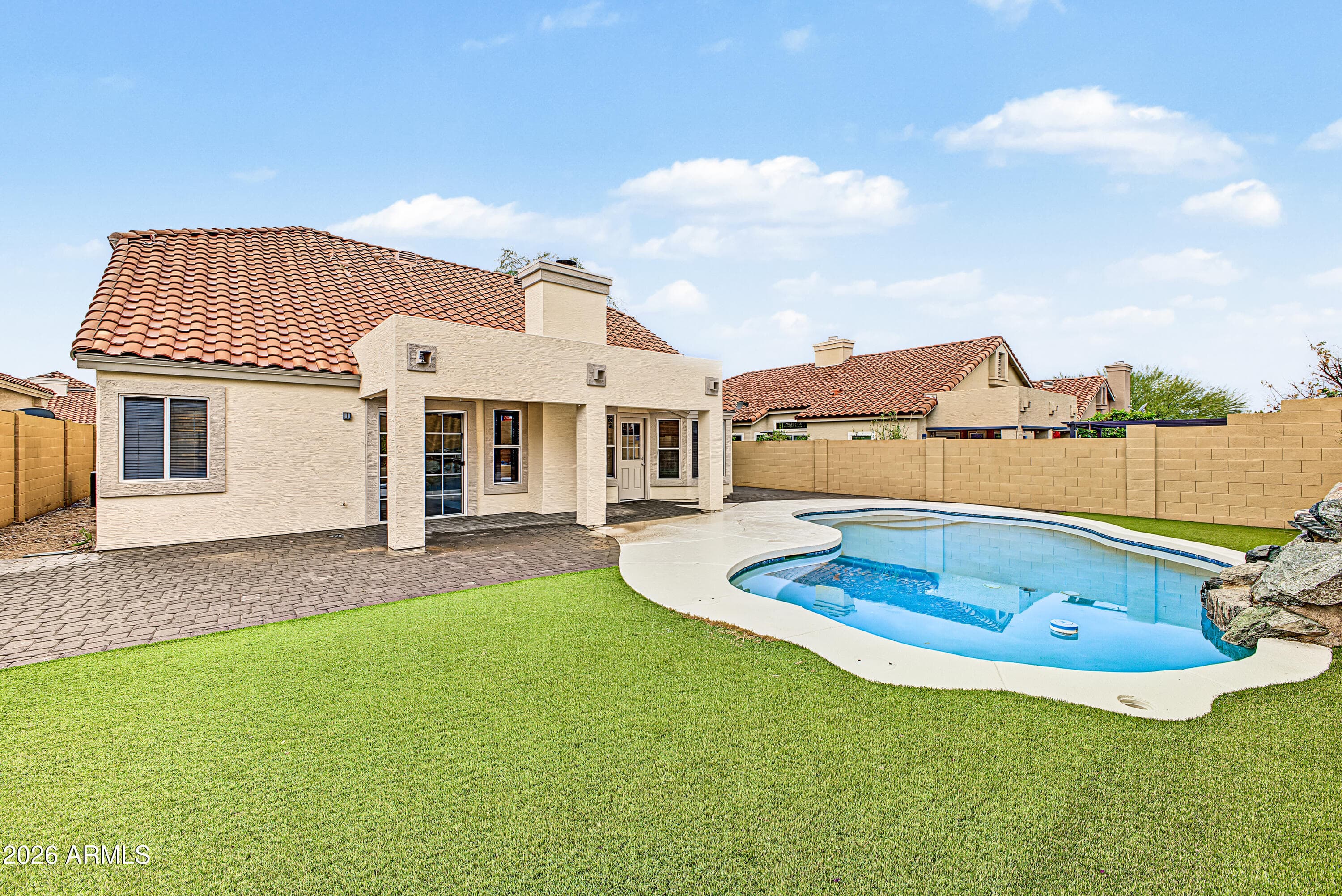 1210 E Amberwood Drive — photo 4