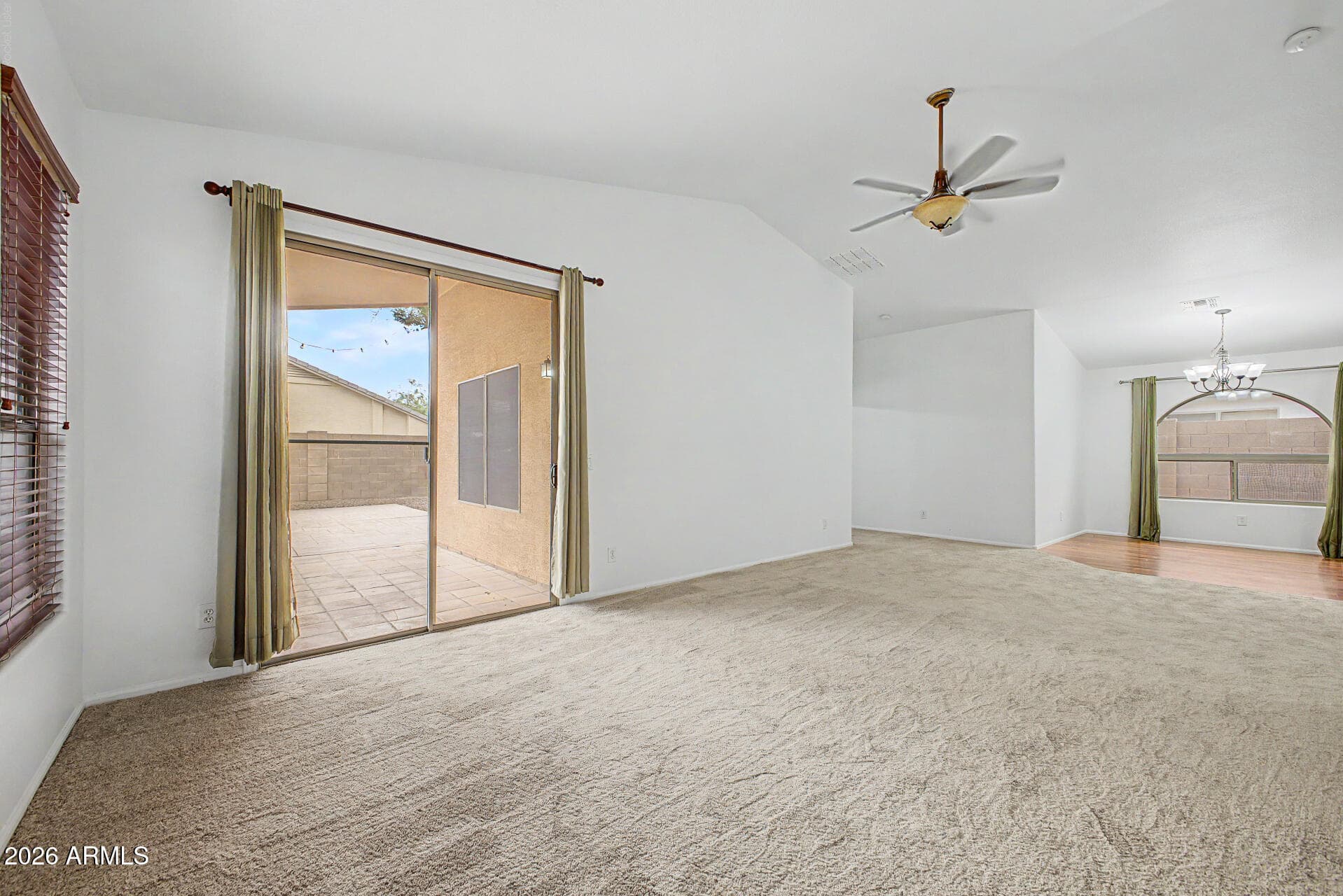 15745 W Latham Street — photo 4