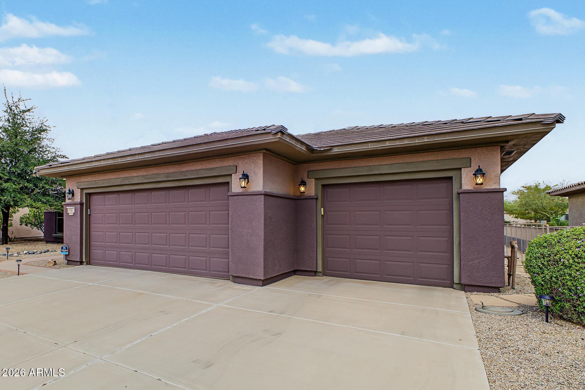 16442 W Desert Lily Drive — photo 3