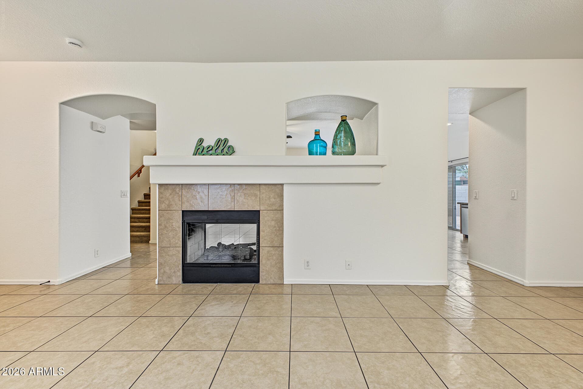 856 S Pleasant Drive — photo 2