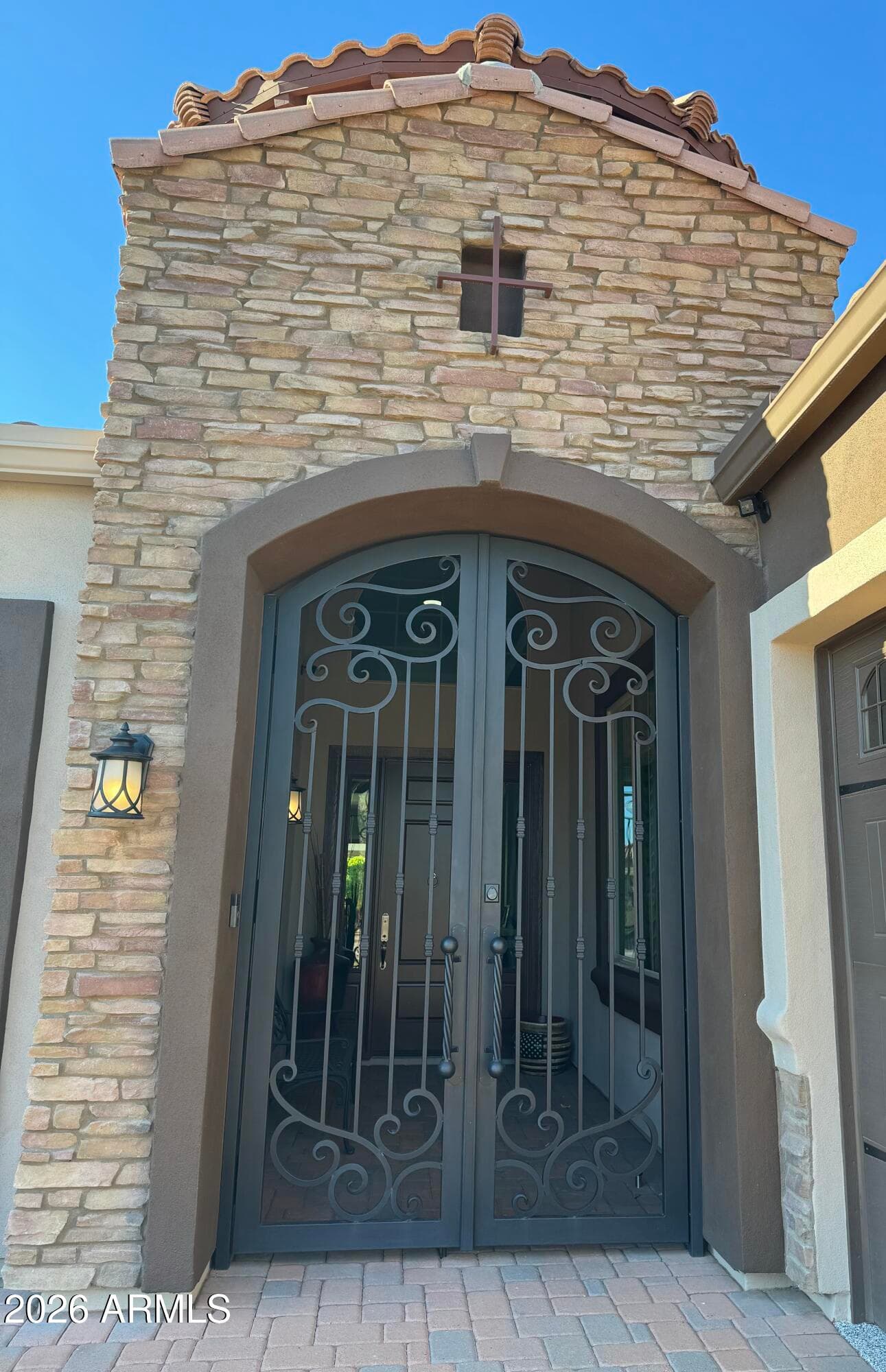 229 E Powell Way — photo 3