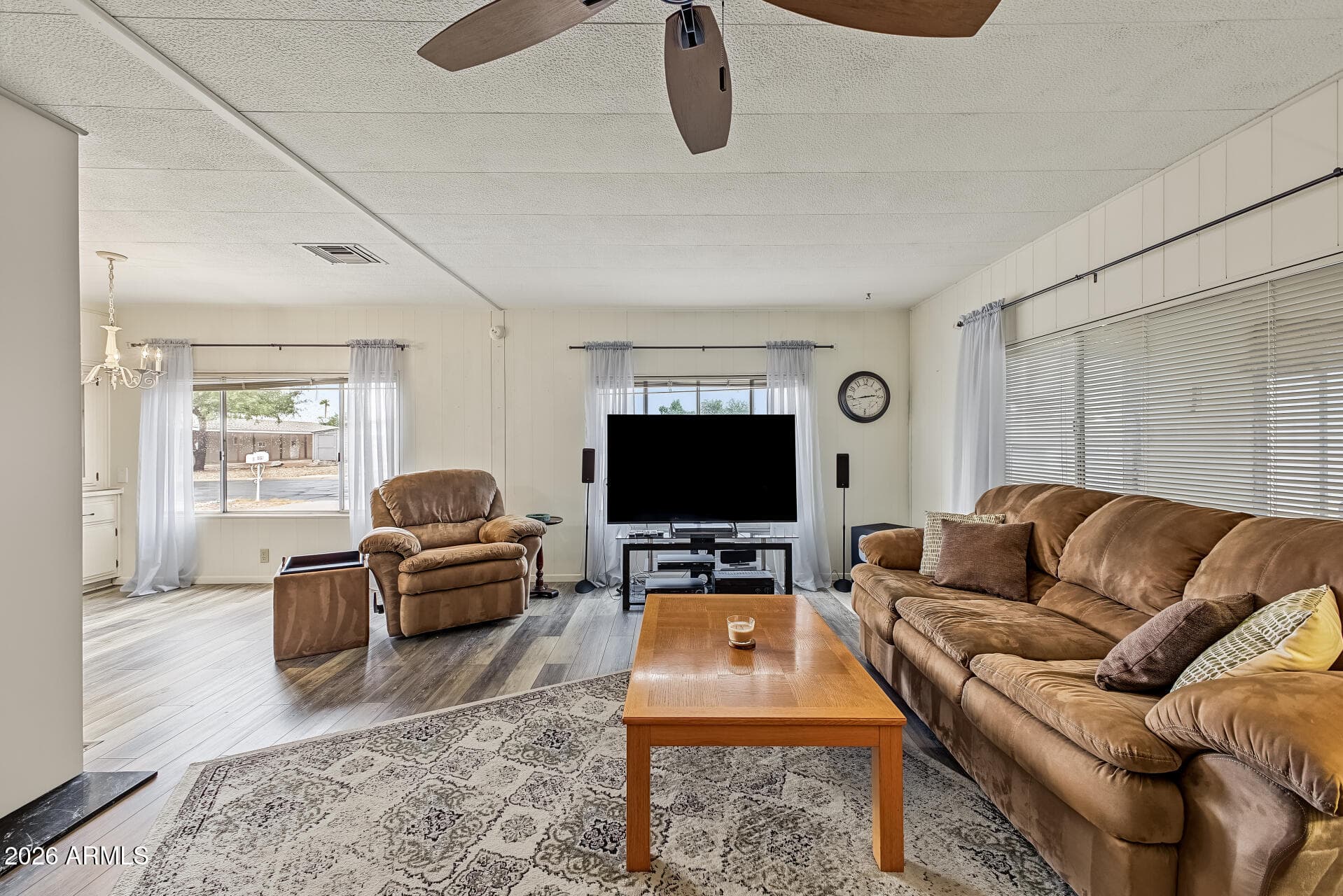 7325 E Jan Avenue — photo 2