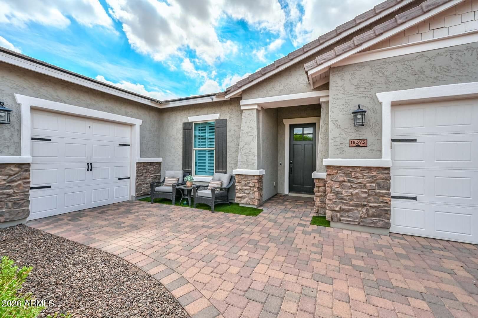 18373 W Sells Drive — photo 8
