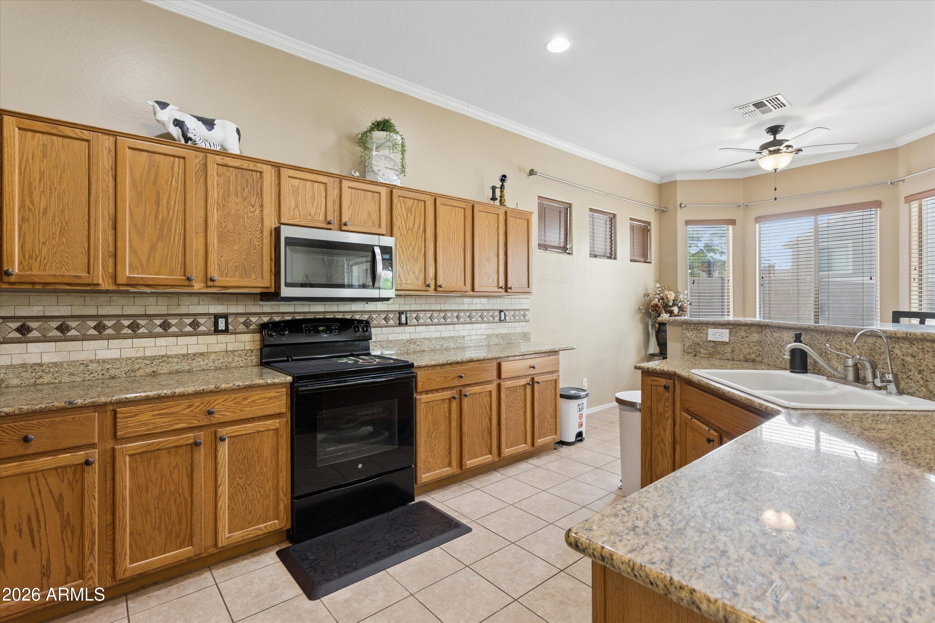 2329 W Crimson Terrace — photo 3
