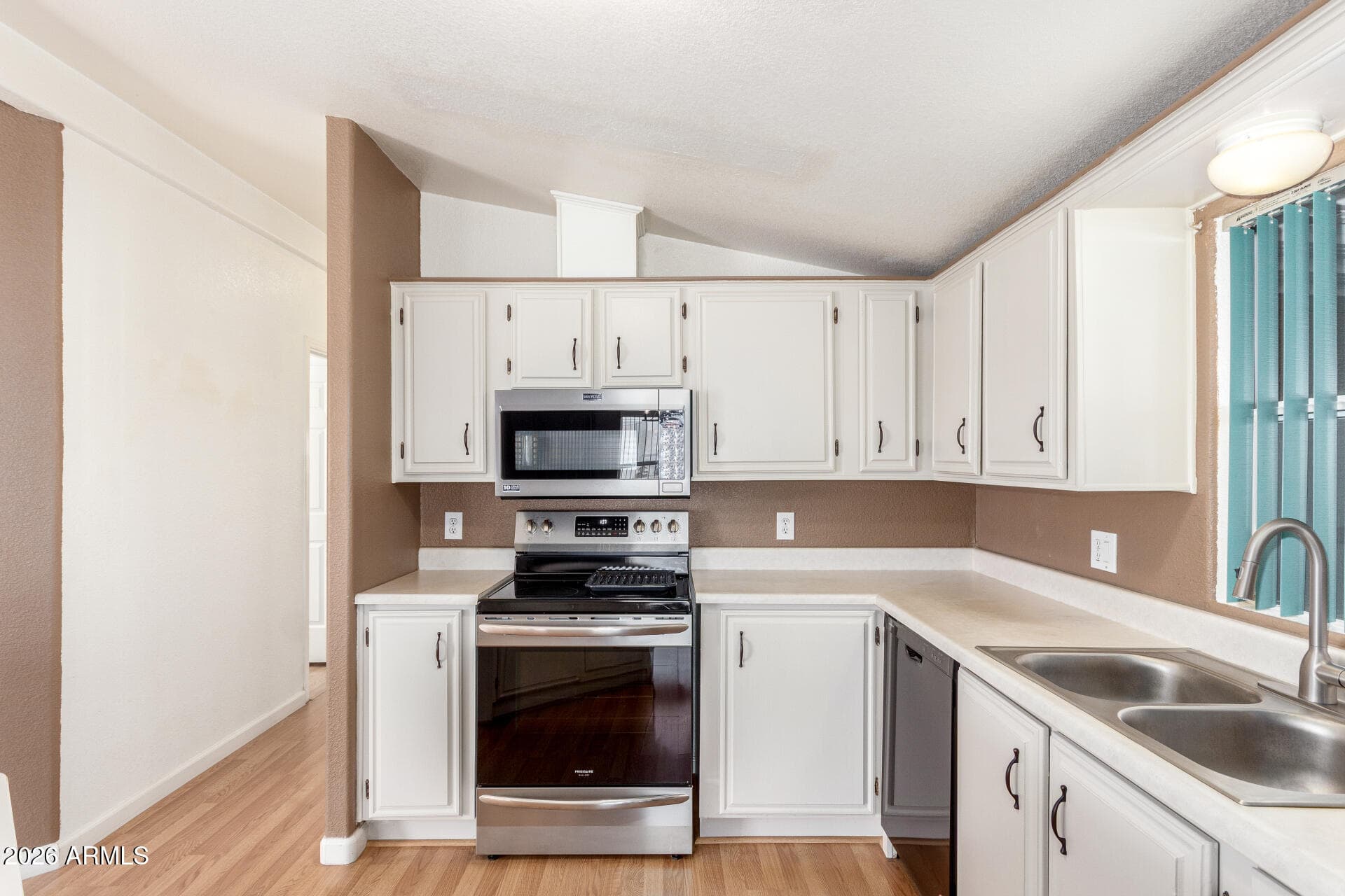 2400 E Baseline Avenue 251 — photo 7