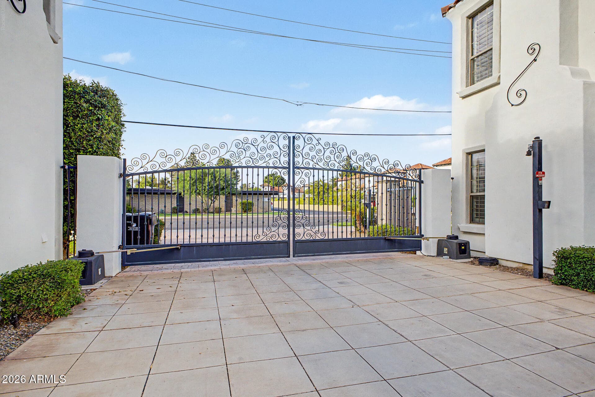 111 W Missouri Avenue H — photo 3