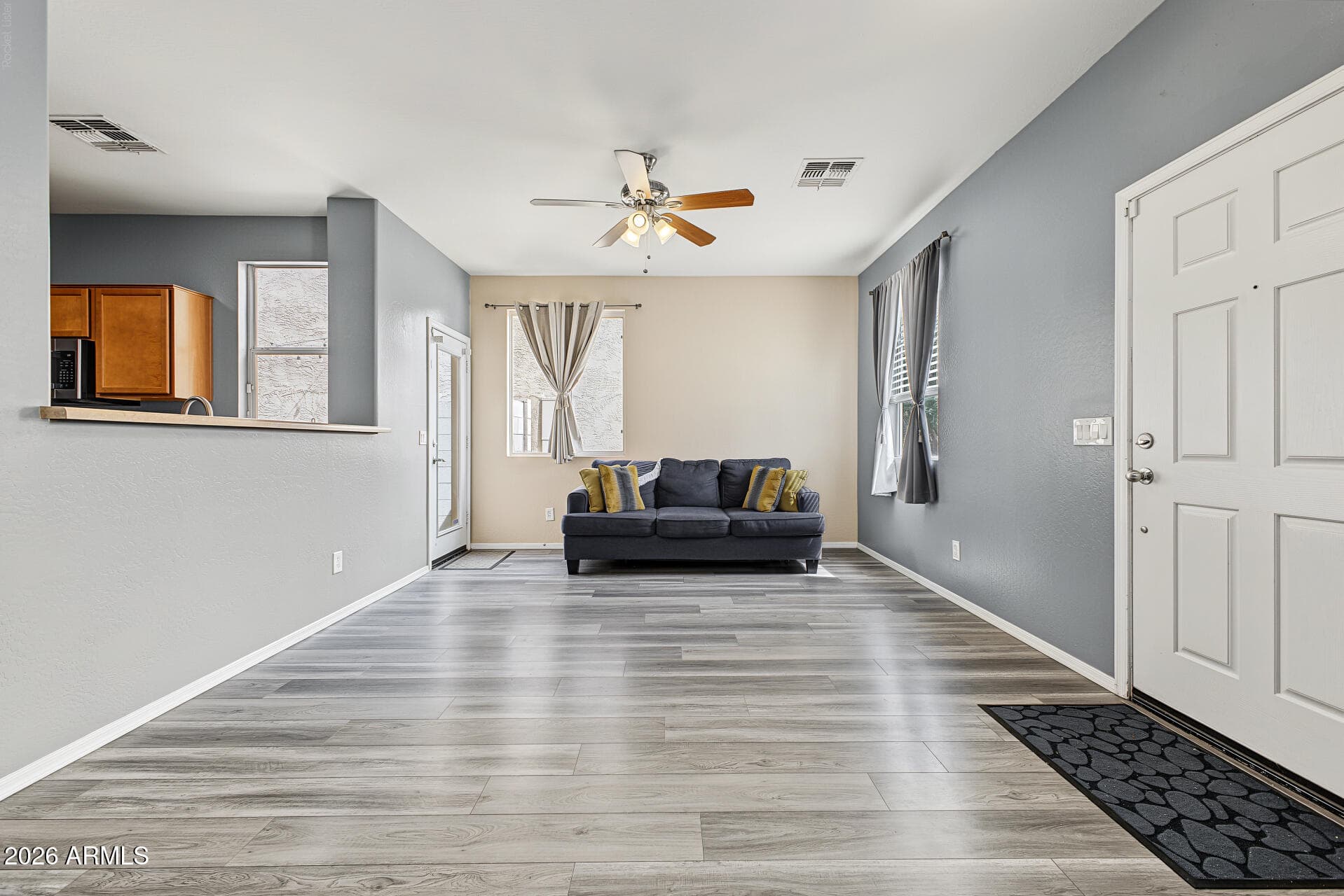 5318 W Albeniz Place — photo 4