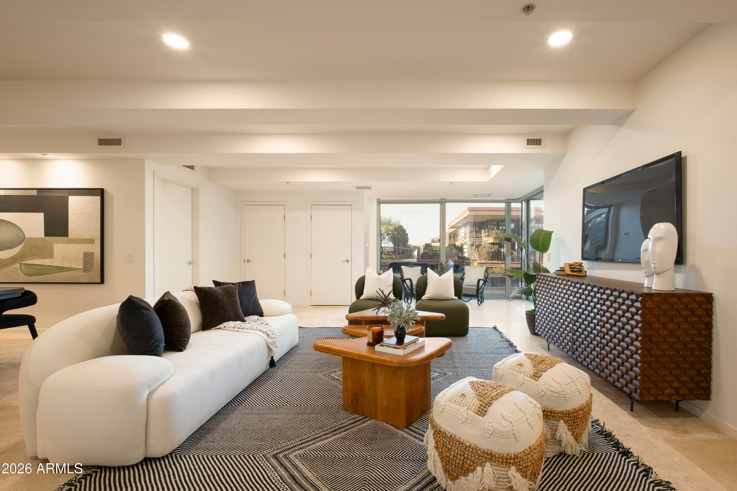 7127 E Rancho Vista Drive 6009 — photo 2