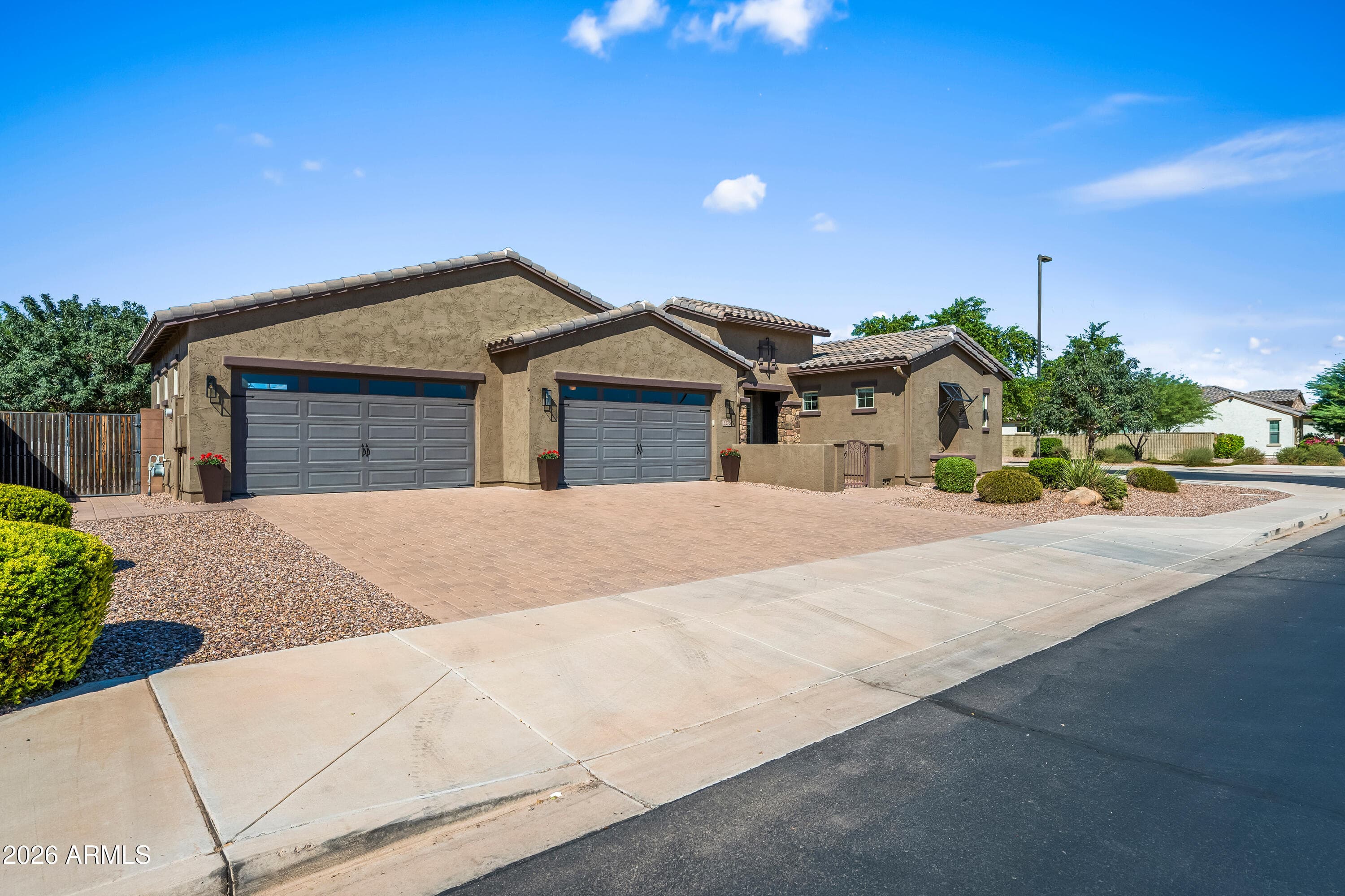 3270 E Azalea Drive — photo 3