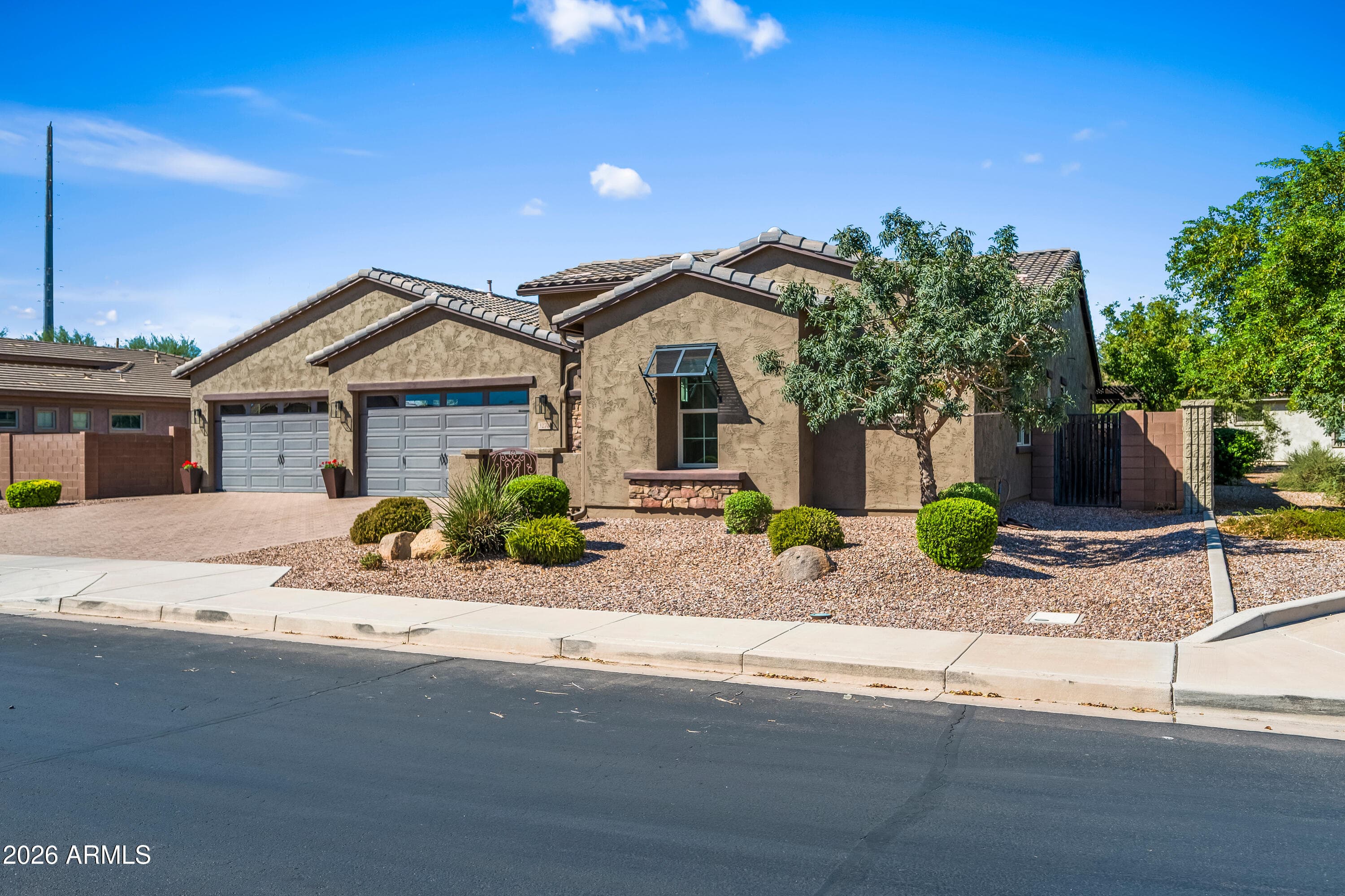 3270 E Azalea Drive — photo 5