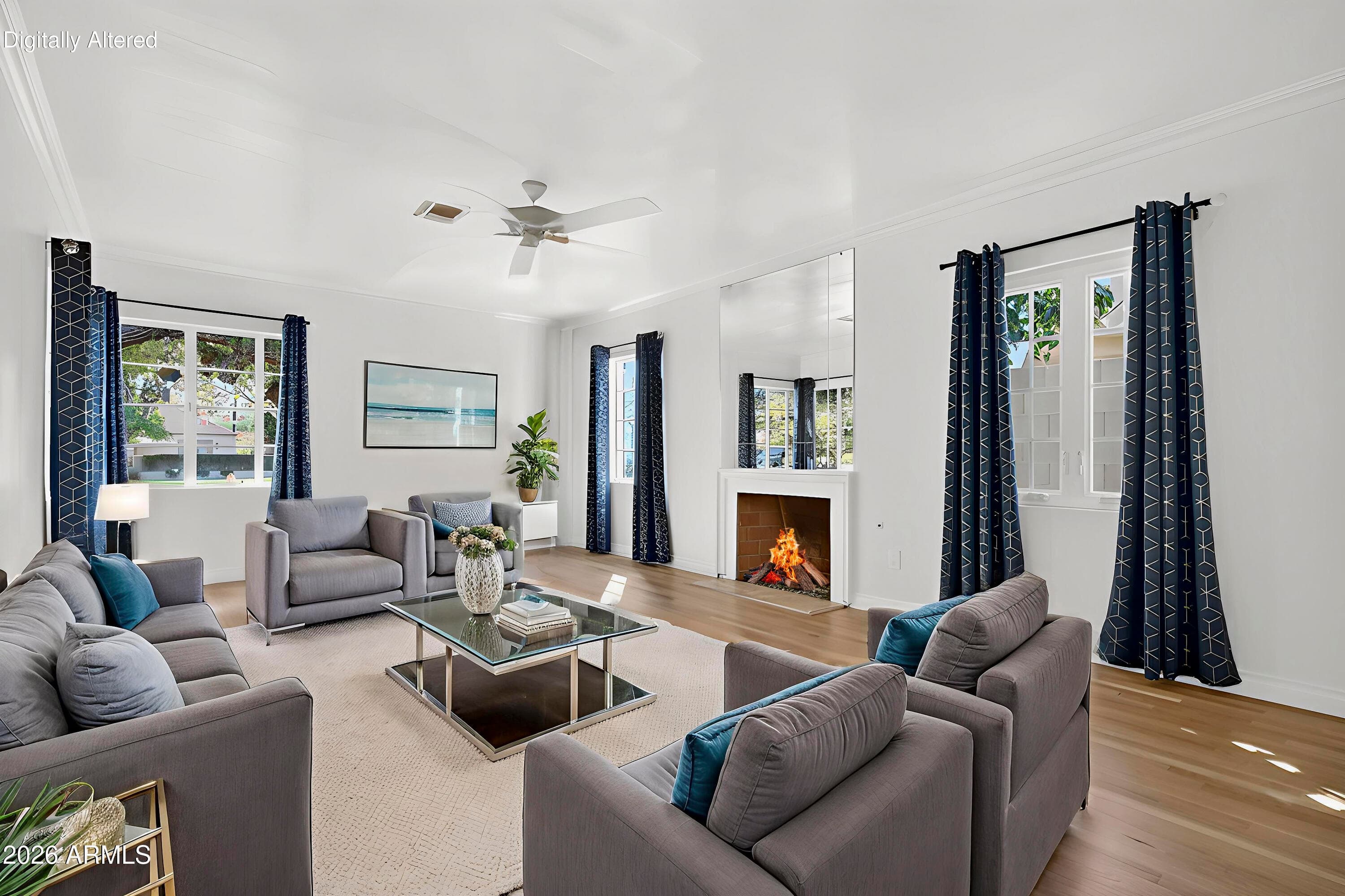 1526 W Wilshire Drive