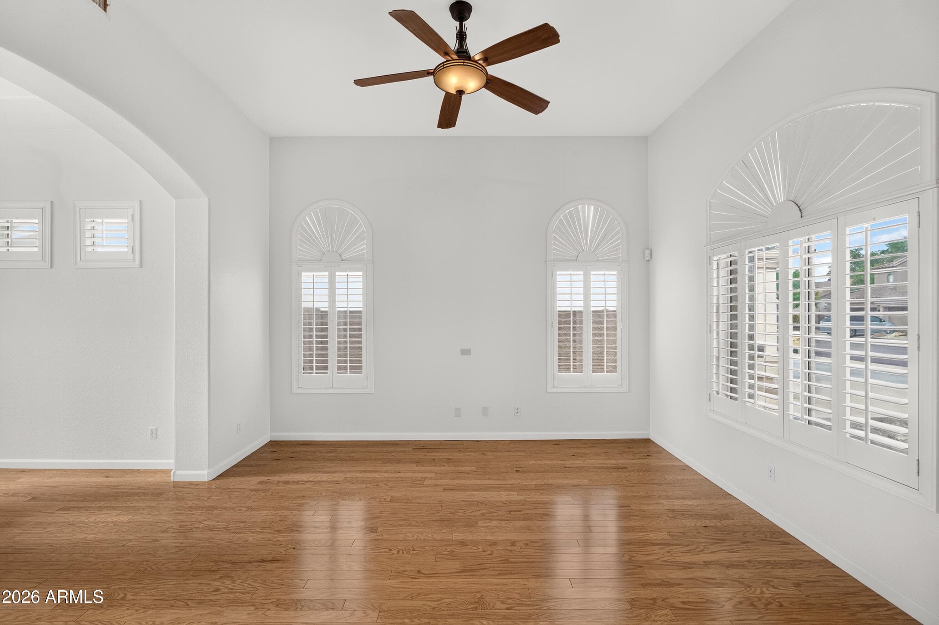 7220 W Melinda Lane — photo 5