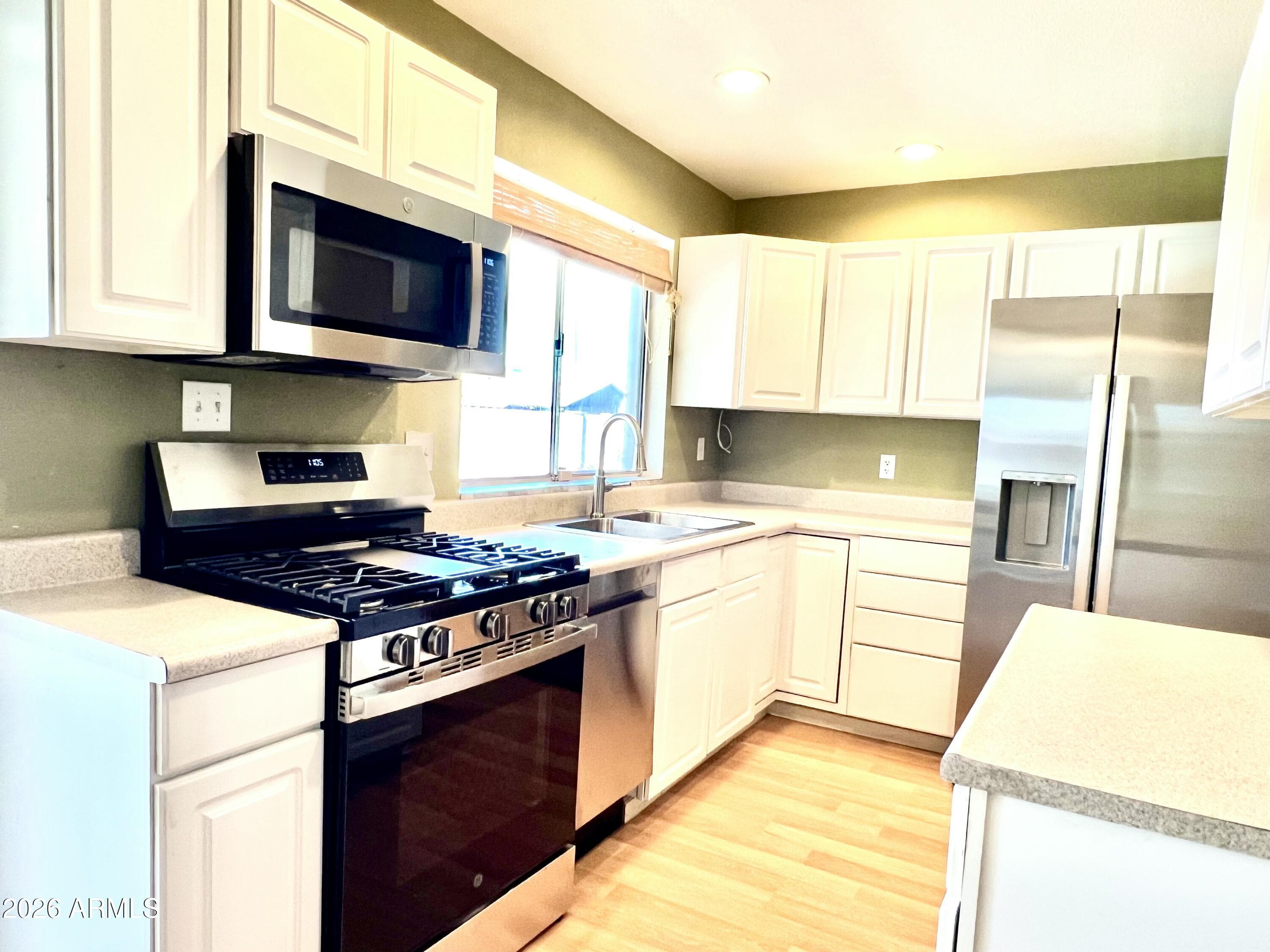 1735 W Wagoner Road — photo 3
