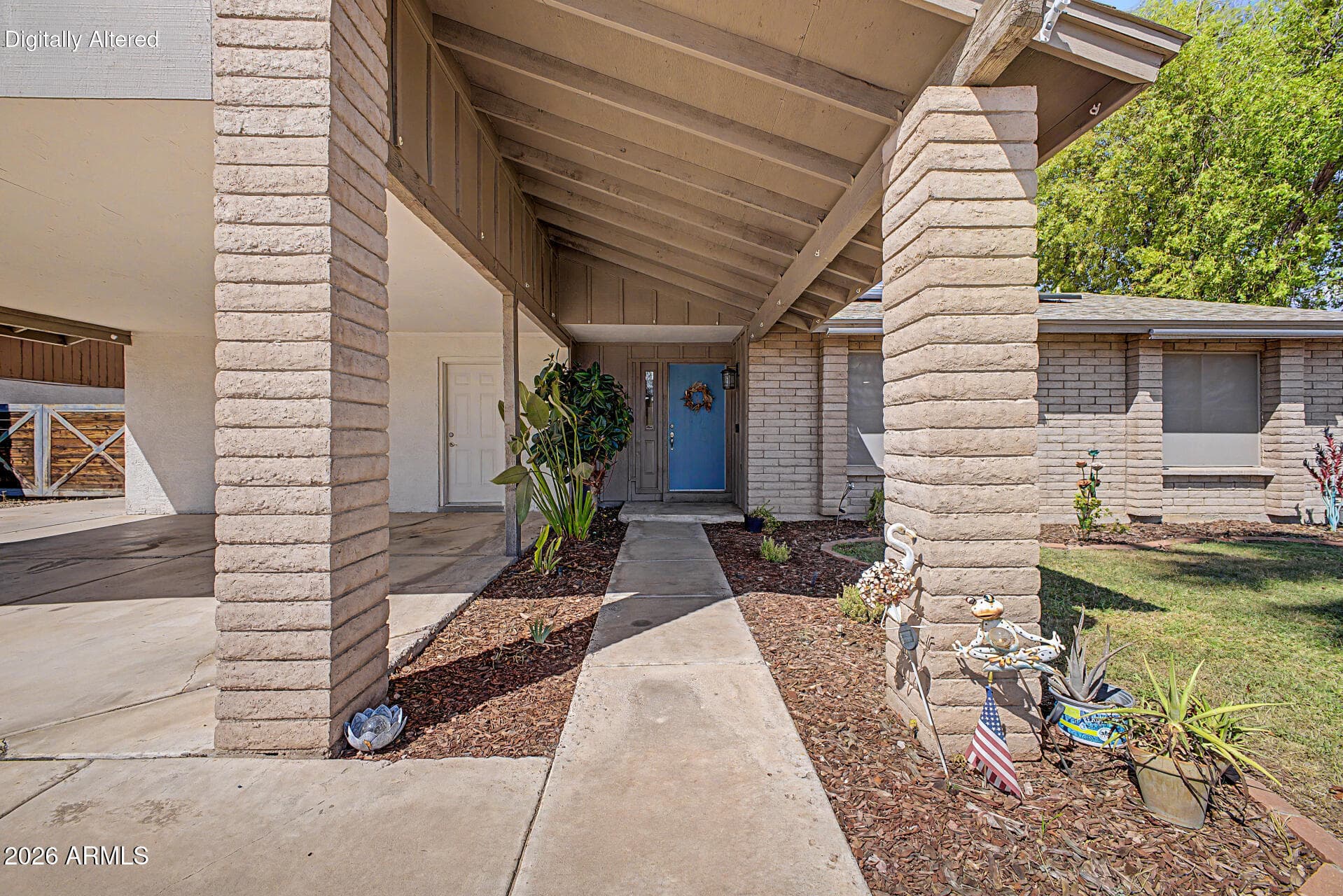 2816 W Villa Maria Drive — photo 2