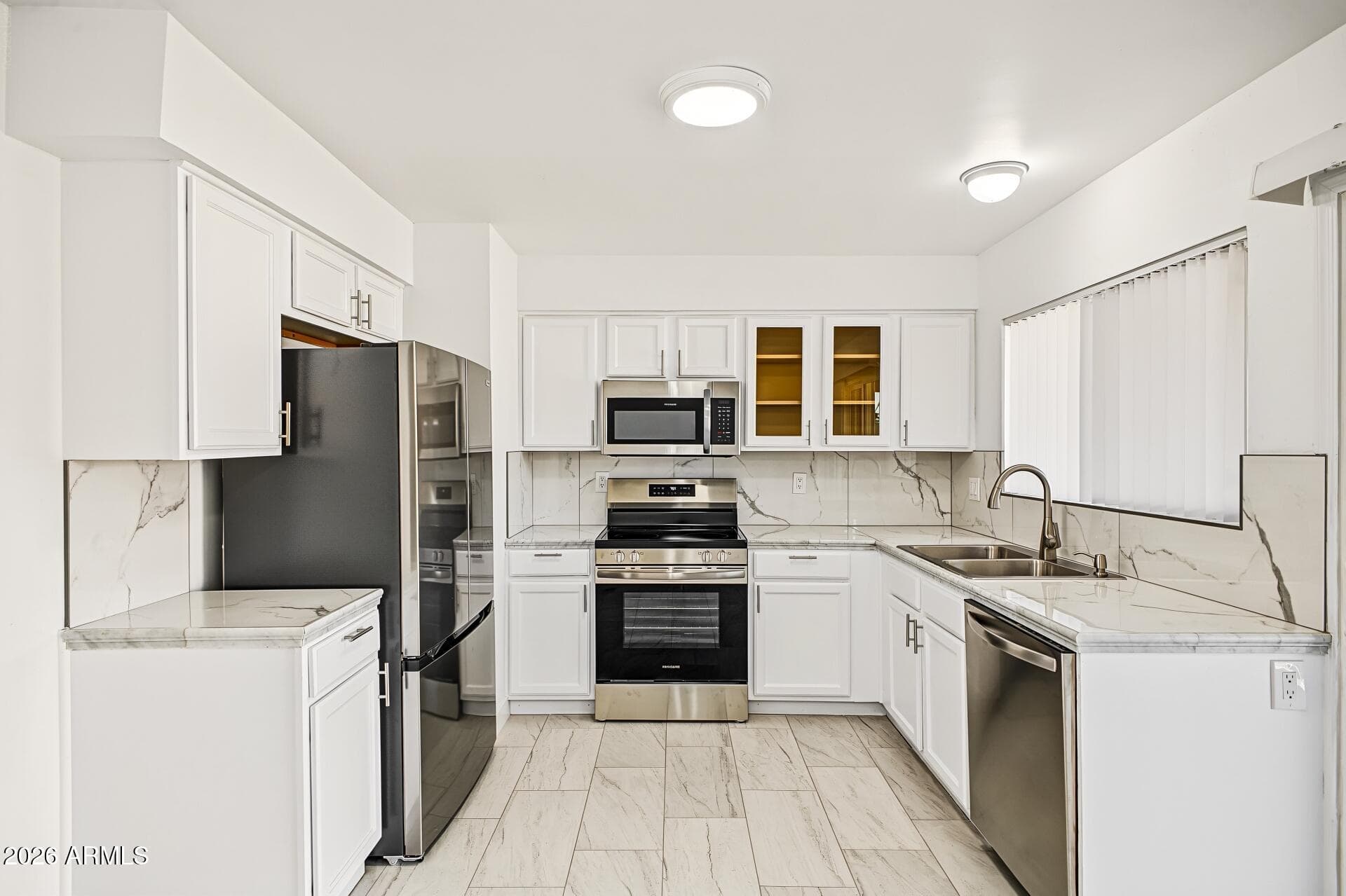 2535 N 50th Drive — photo 7