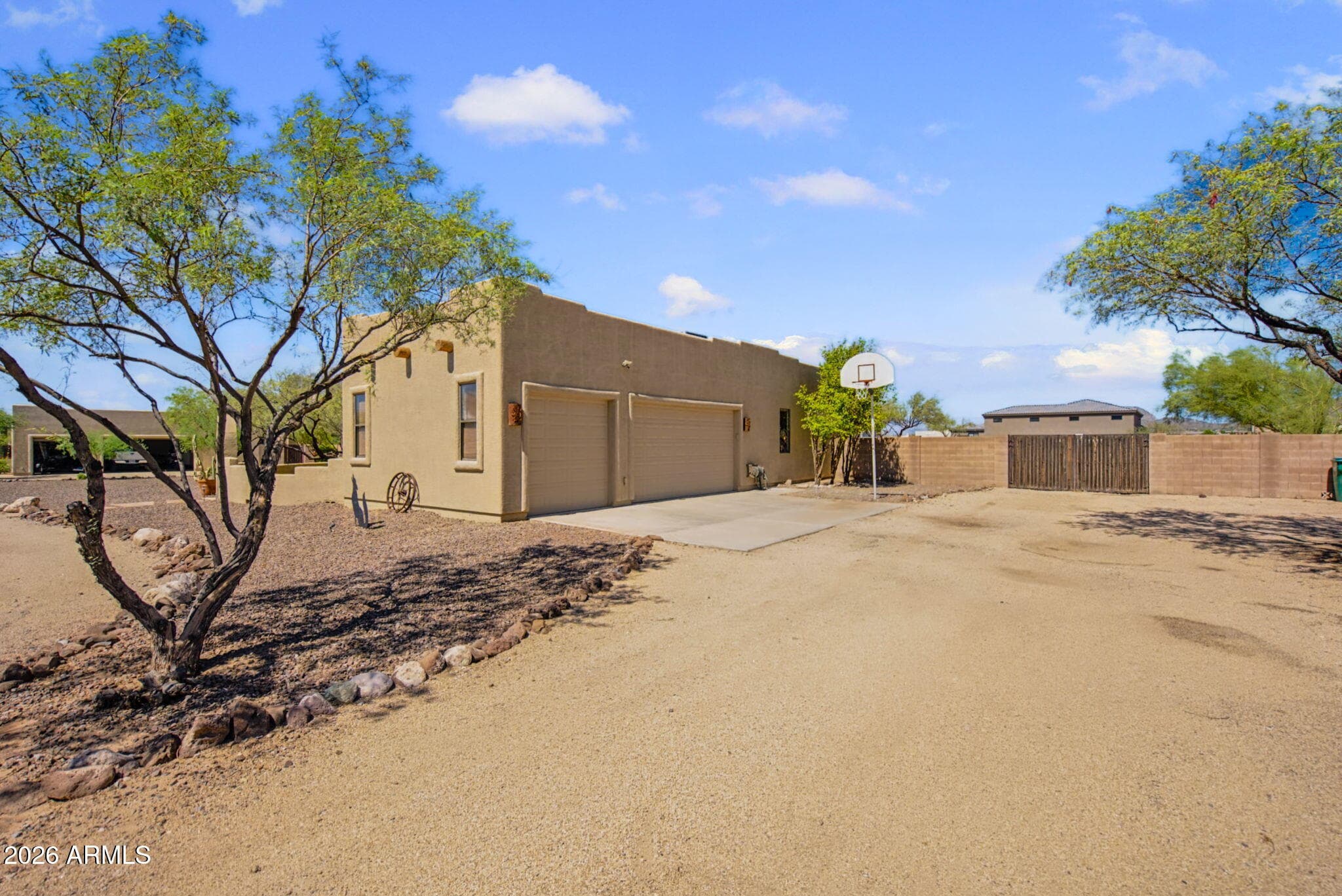 2818 W Tanya Trail — photo 4