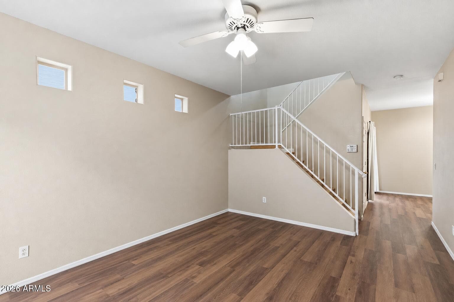 1018 W Janice Drive — photo 2