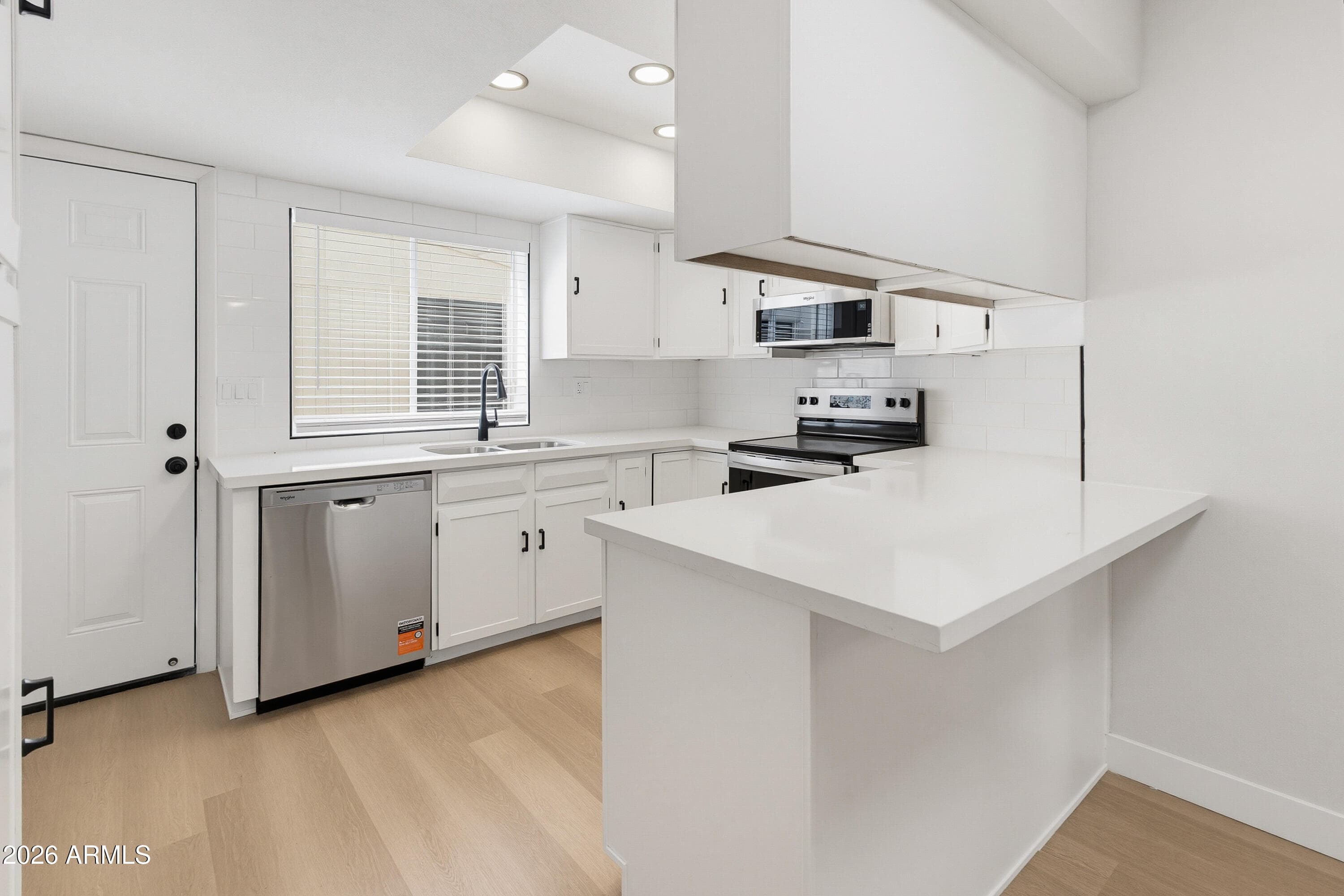 4742 W Palmaire Avenue — photo 7