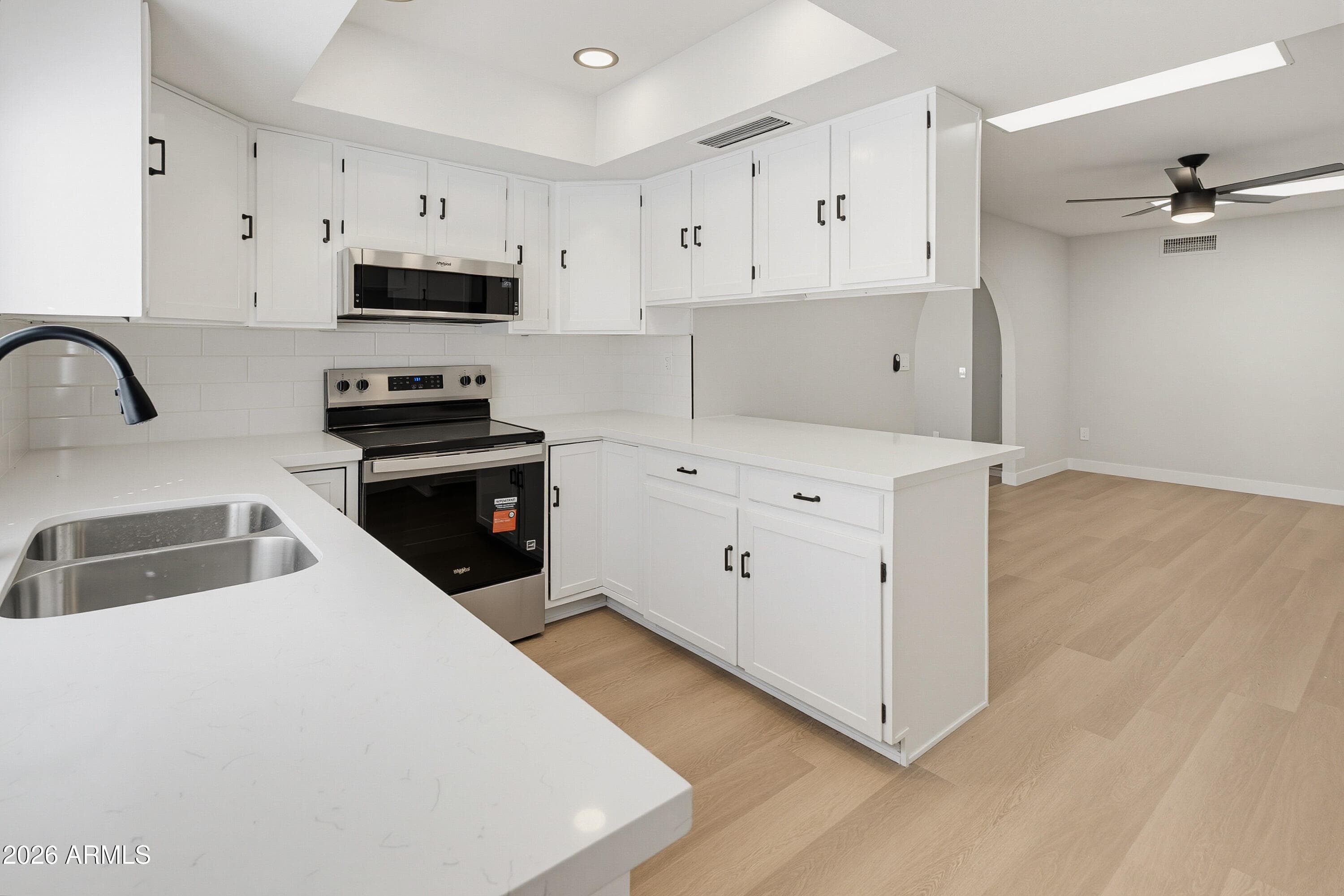 4742 W Palmaire Avenue — photo 4