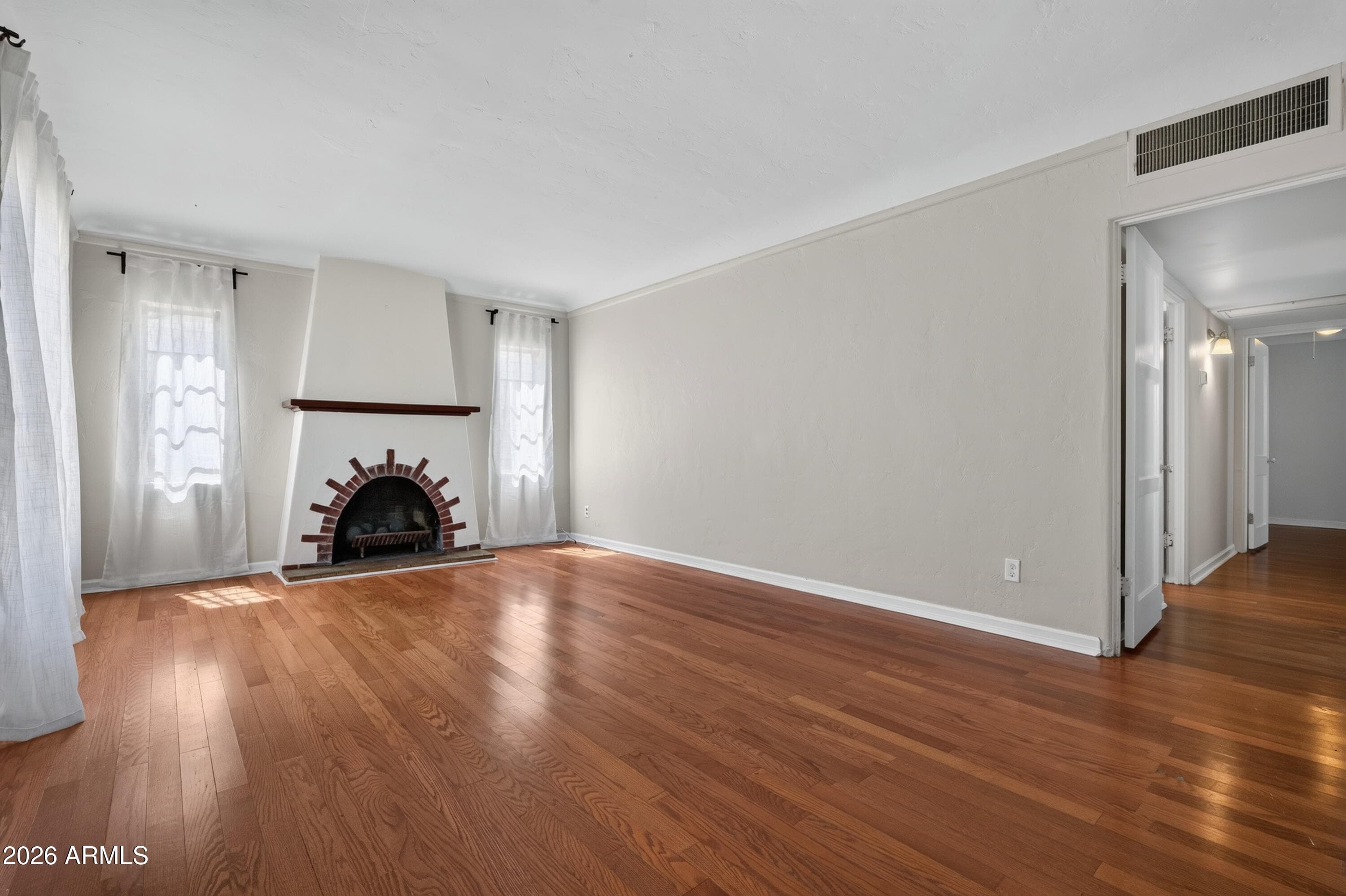 1702 N 15th Avenue — photo 5