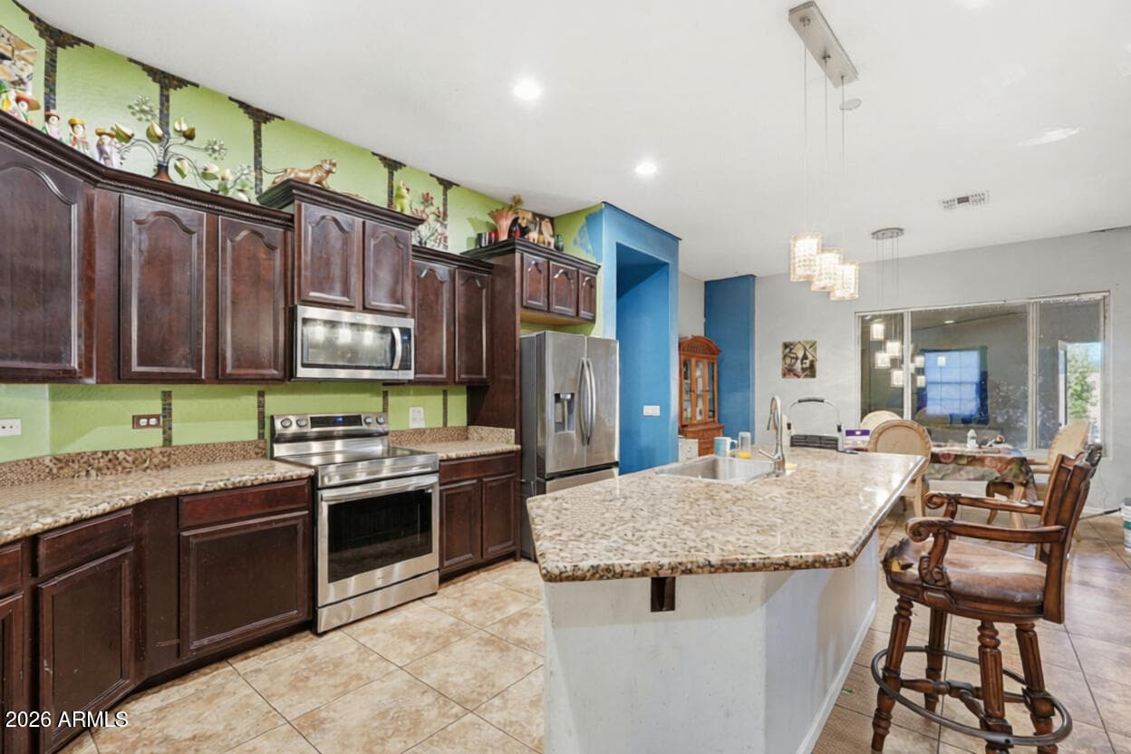 18026 W Sells Drive — photo 4