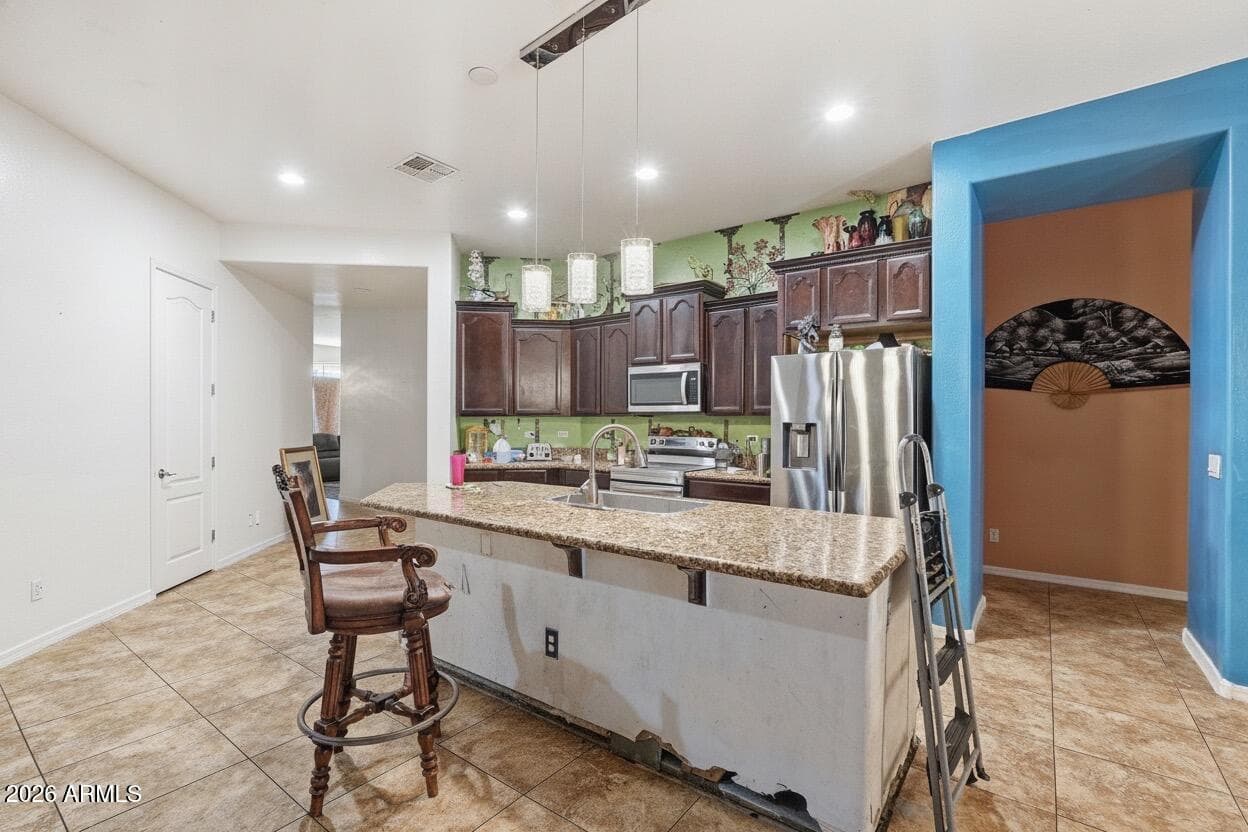 18026 W Sells Drive — photo 7