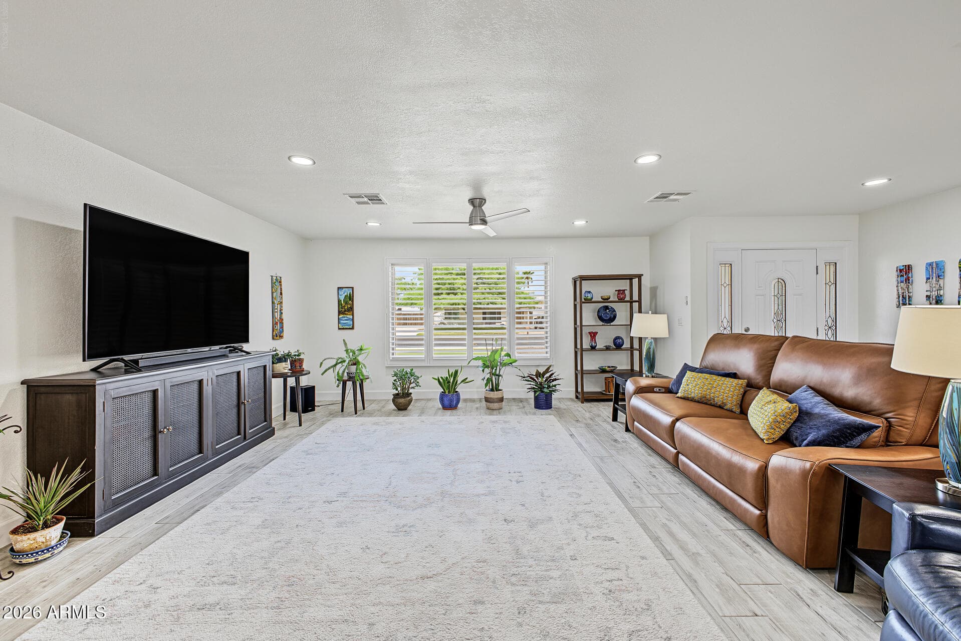5763 W Marconi Avenue — photo 5