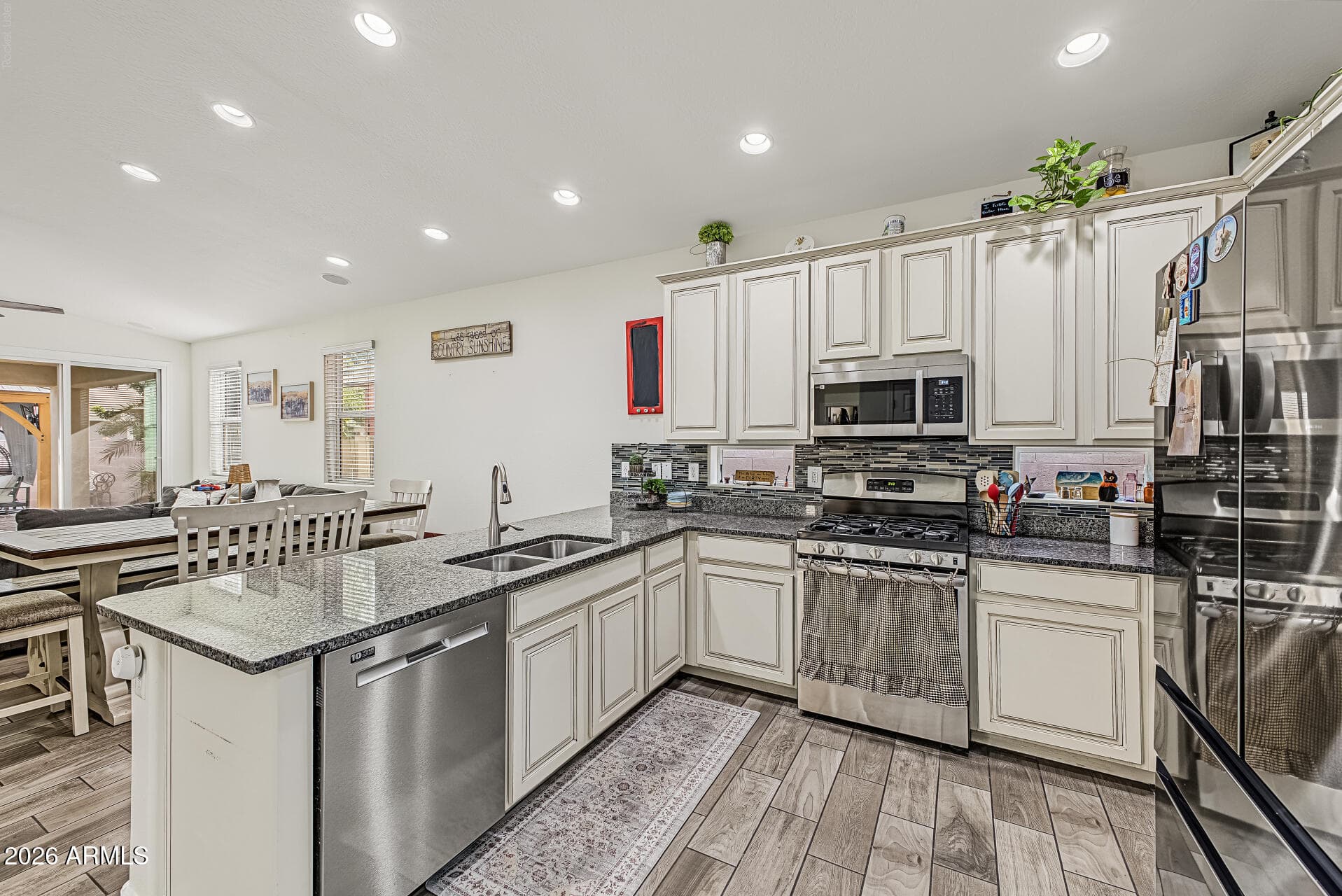 7517 E Osage Avenue — photo 8