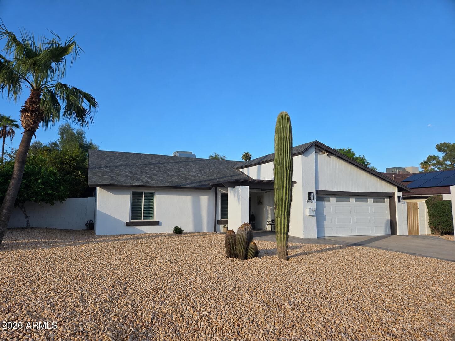 2602 E Larkspur Drive — photo 2