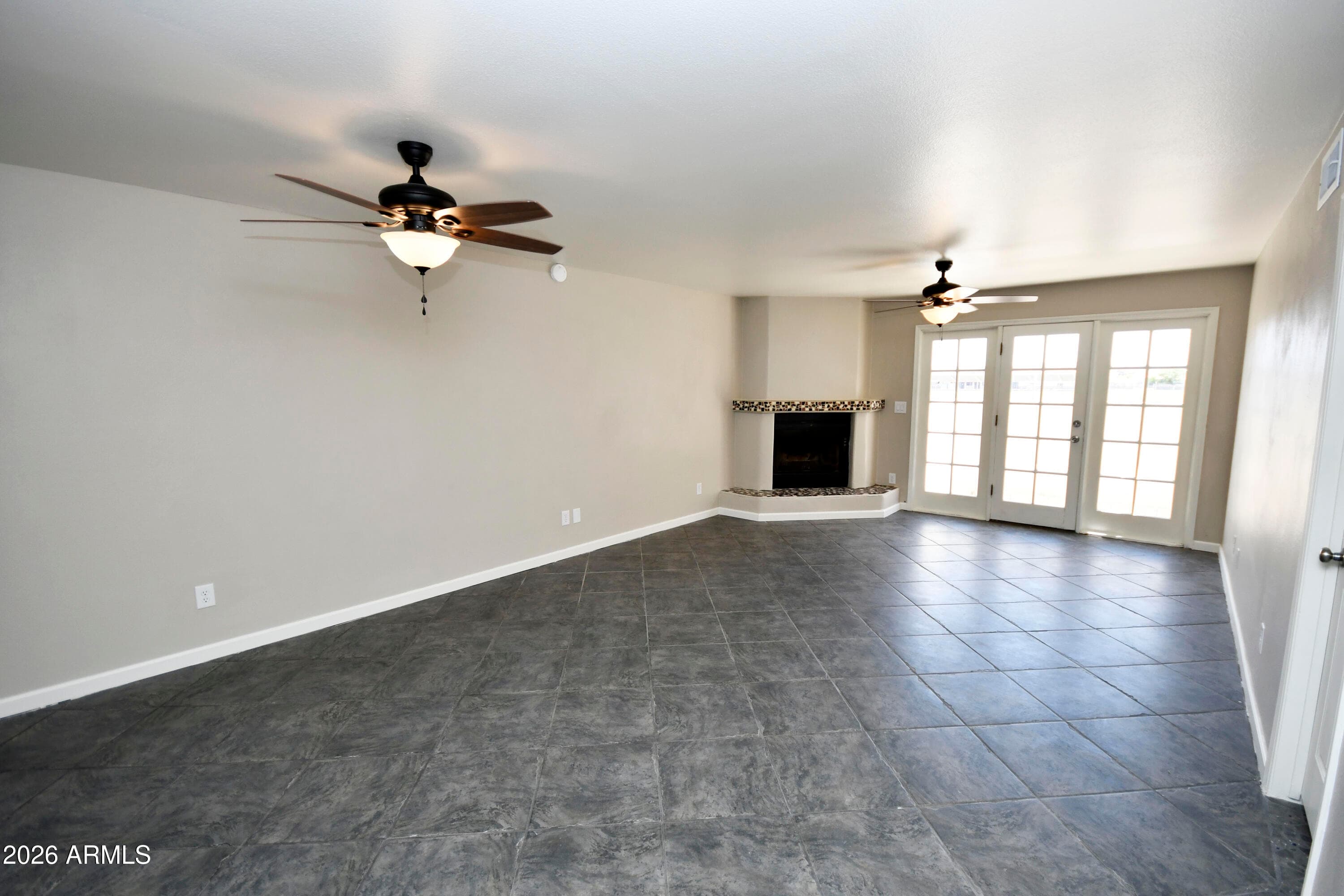 1125 W Pasadena Avenue 6 — photo 4