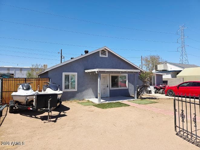 2422 W Hadley Street, Phoenix, Arizona