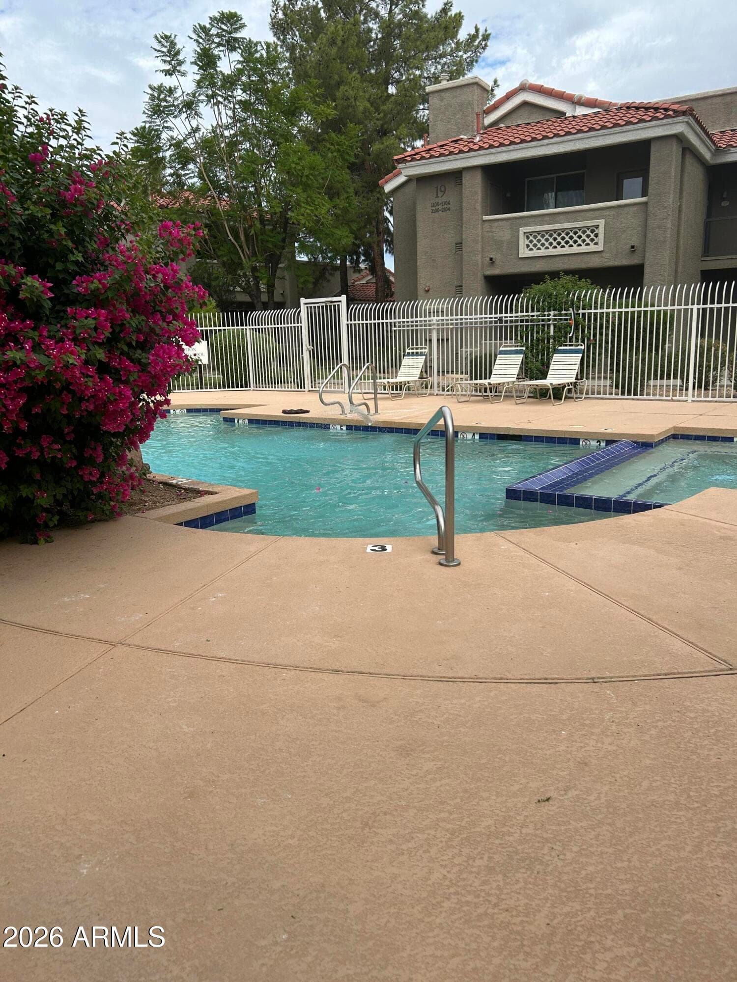 2929 W Yorkshire Drive 1086 — photo 4