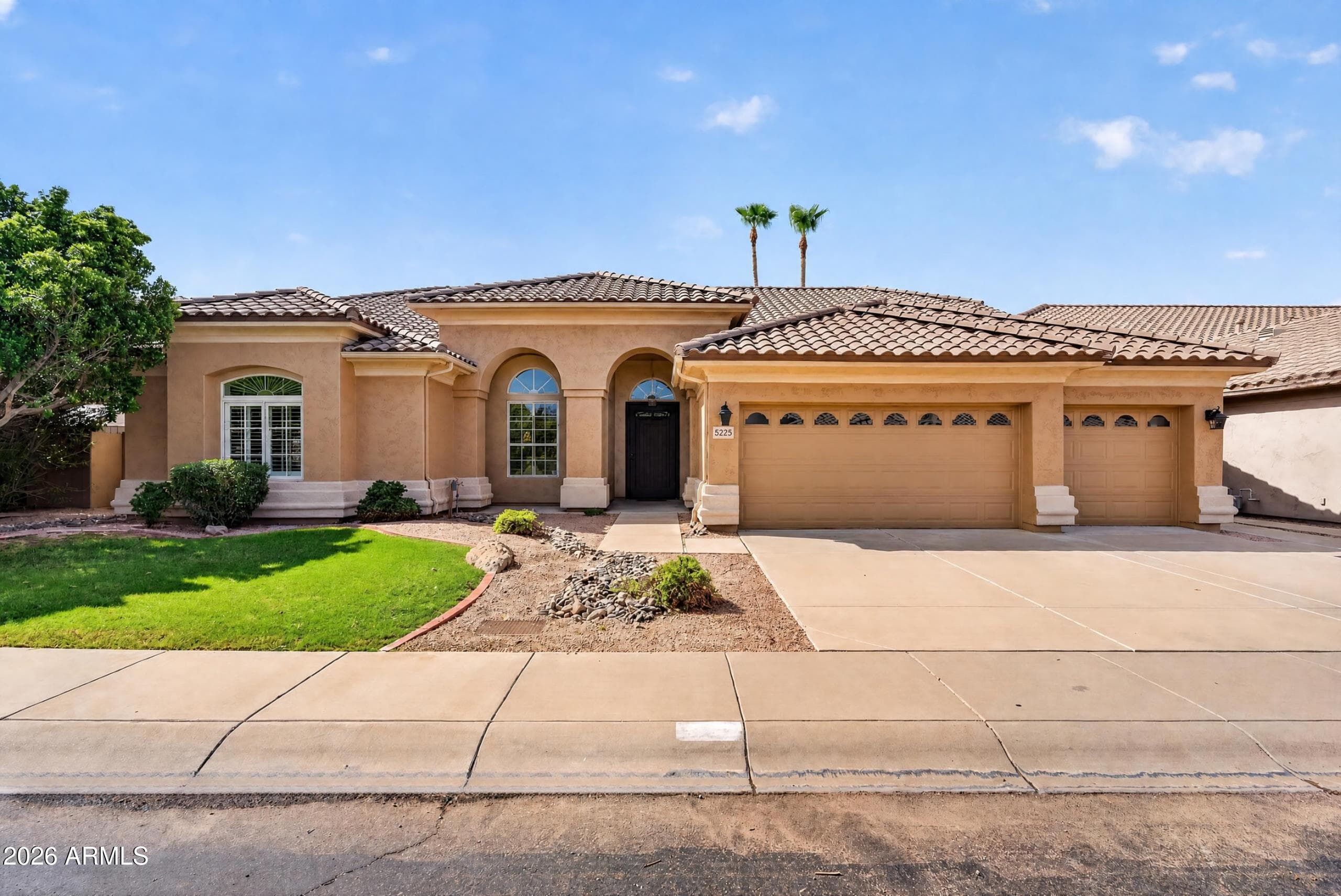 5225 E Bluefield Avenue, Scottsdale, Arizona