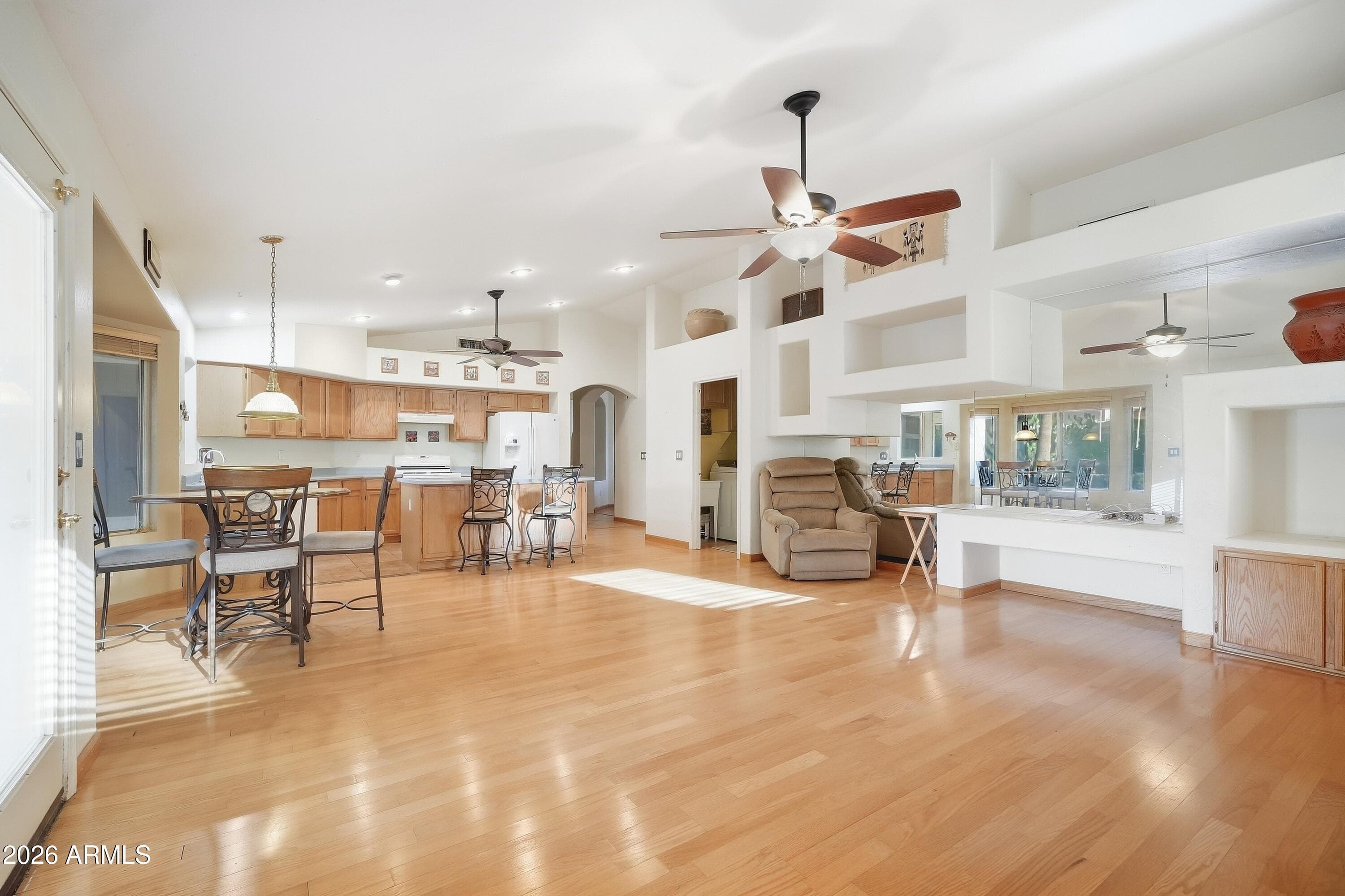 4564 W Tyson Street — photo 8