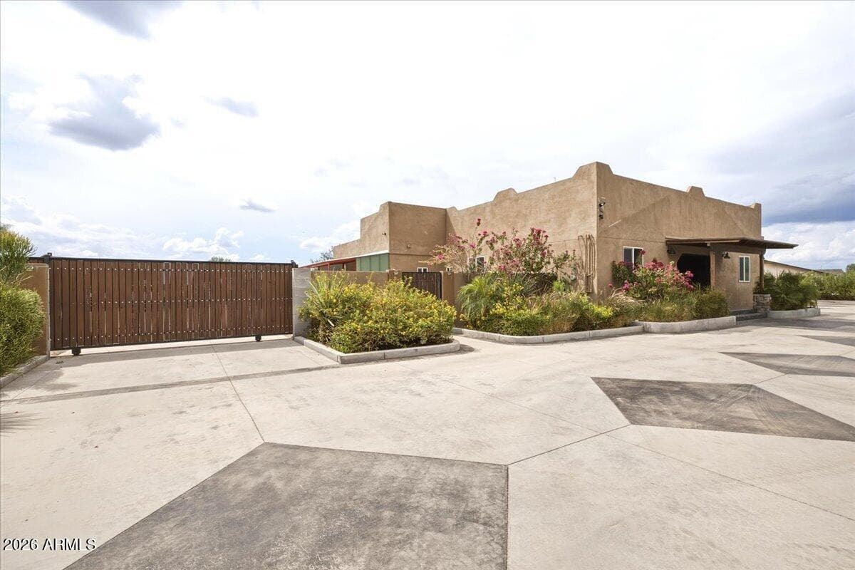 11037 E Grove Street — photo 7
