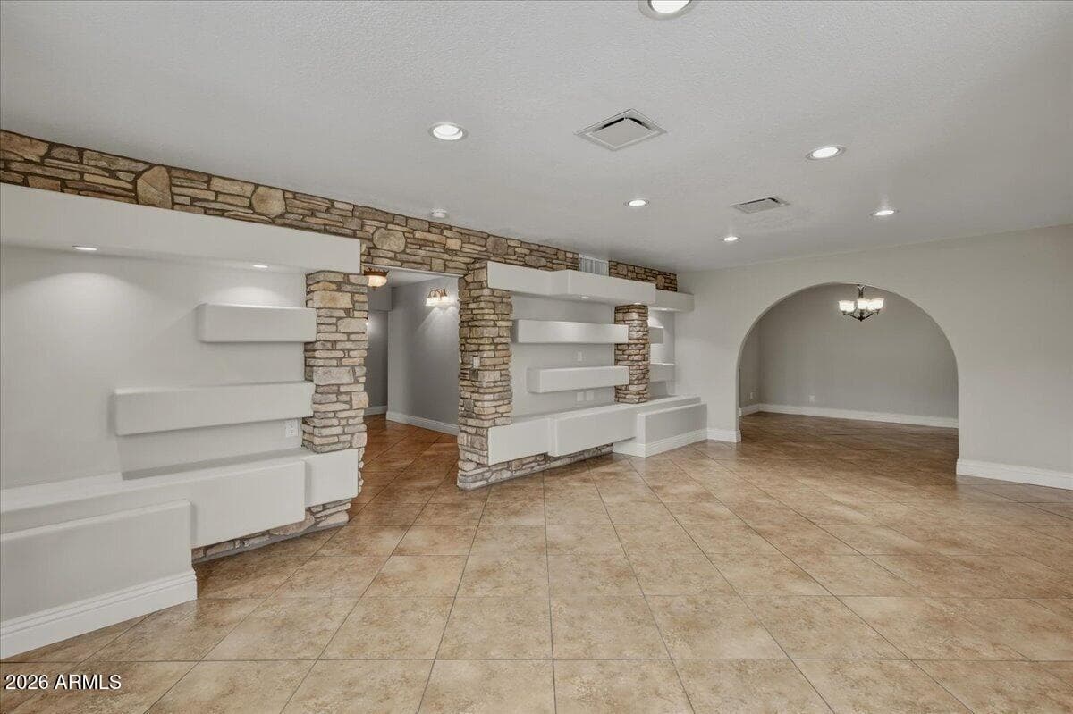 11037 E Grove Street — photo 4