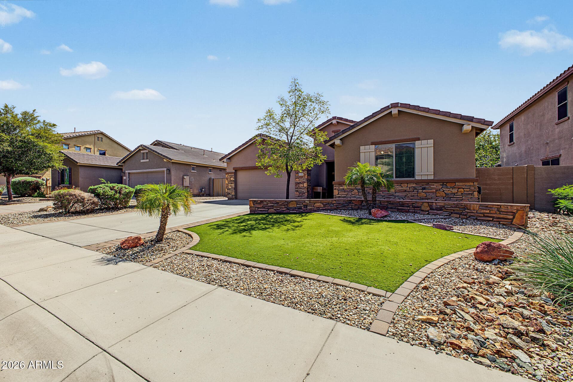5439 W Quail Track Drive — photo 3