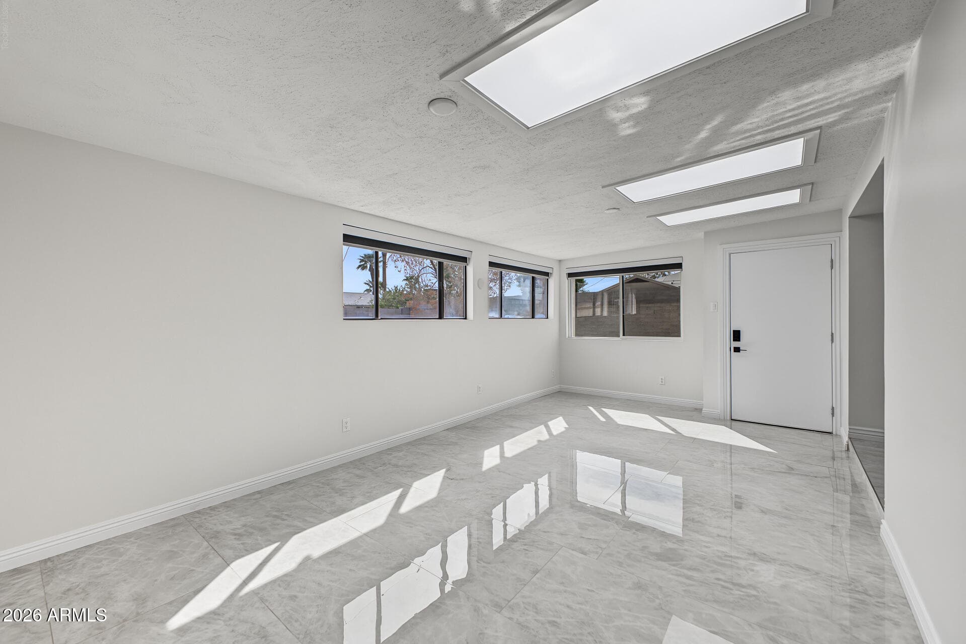 7525 E Moreland Street — photo 7